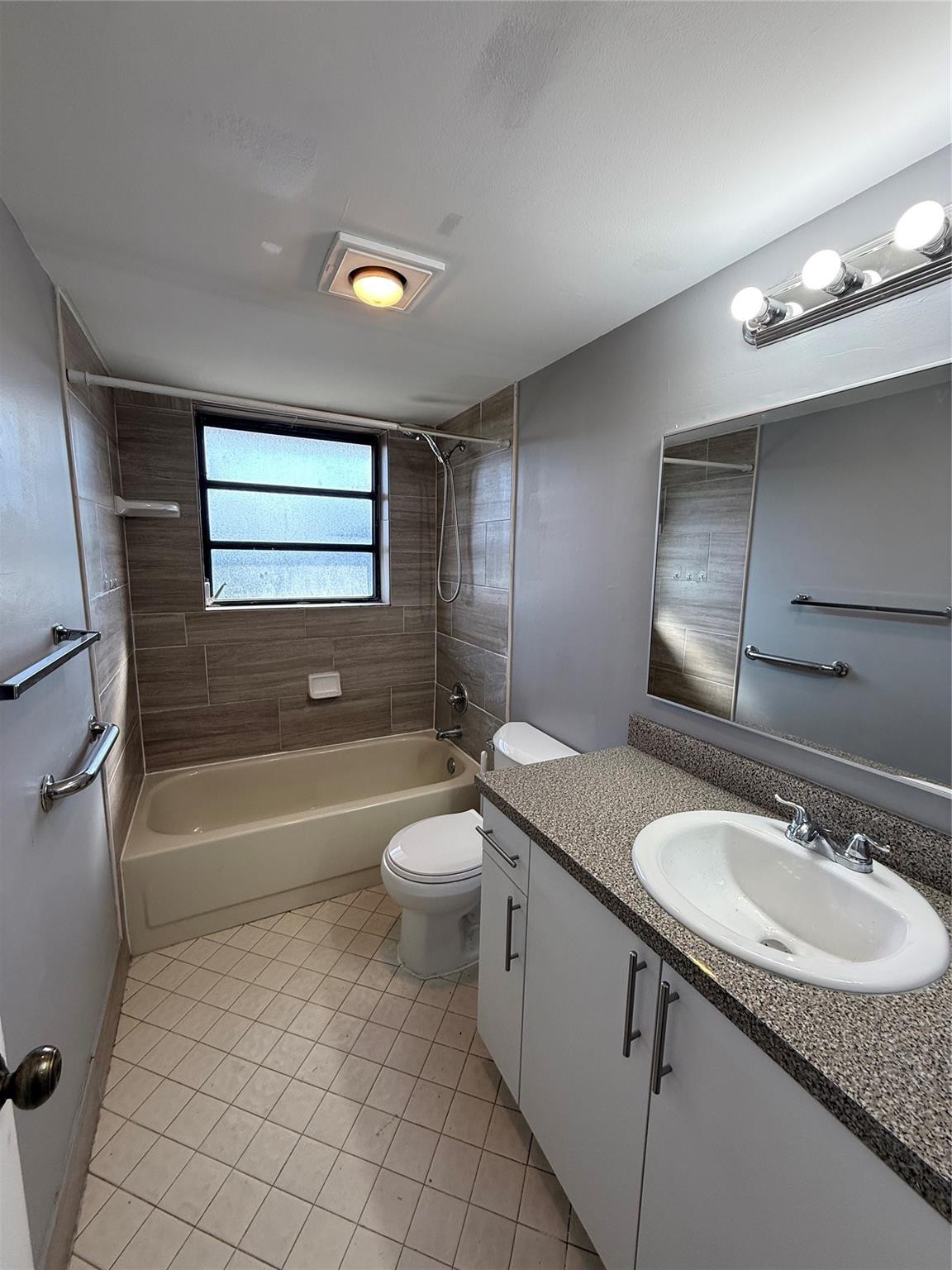 2033 Coral Ridge Drive 2033 Property Photo 23