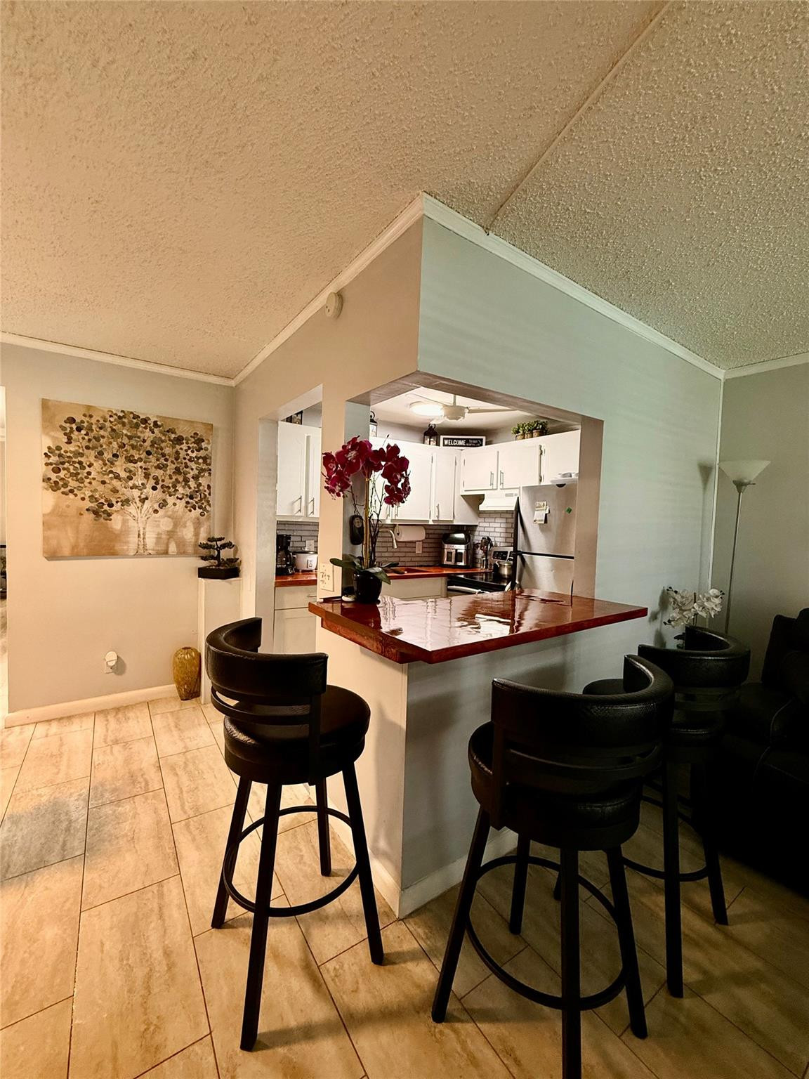 355 Oakridge T 355 Property Photo 7