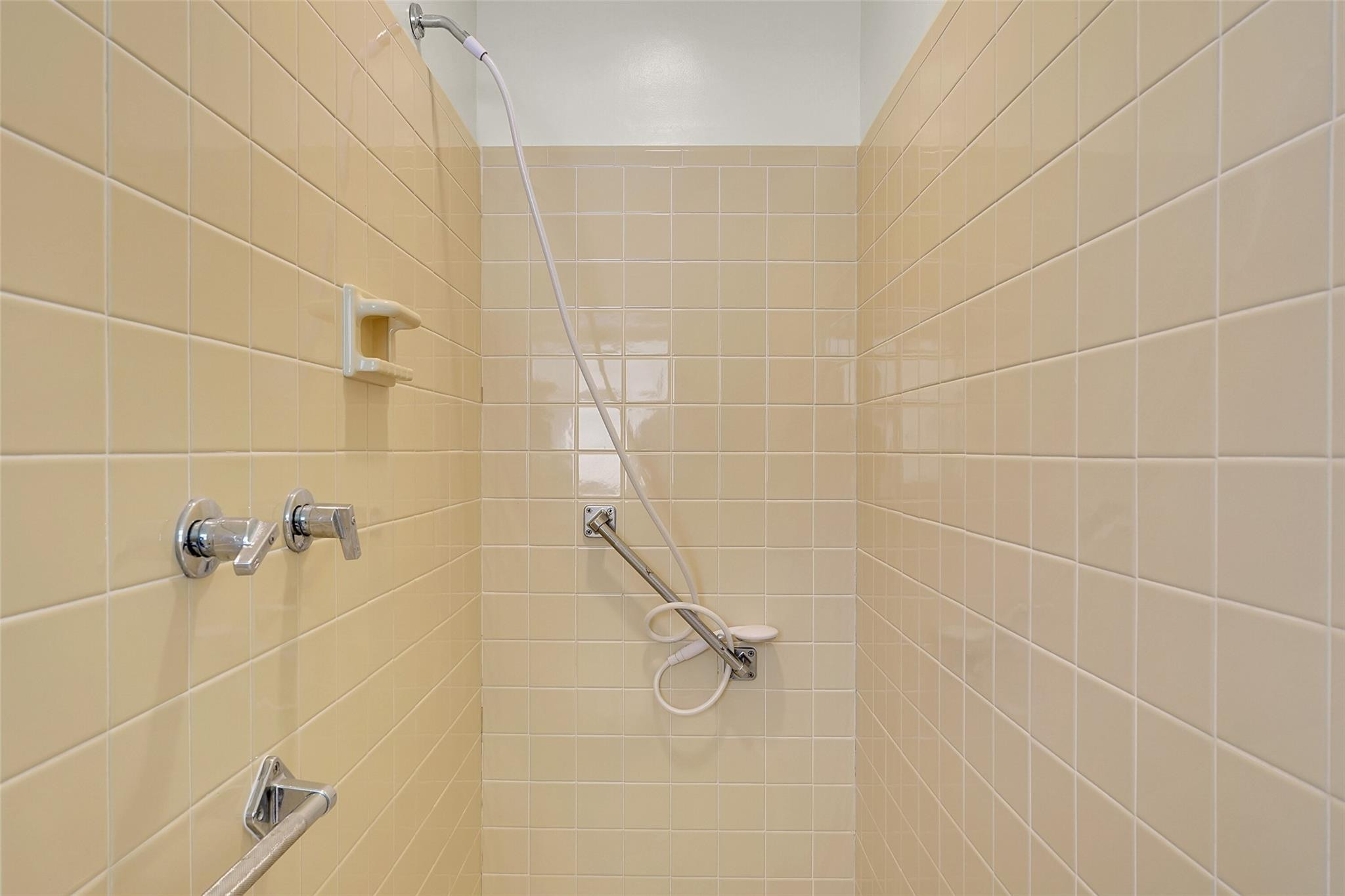 1431 S Ocean Boulevard 74 Property Photo 33
