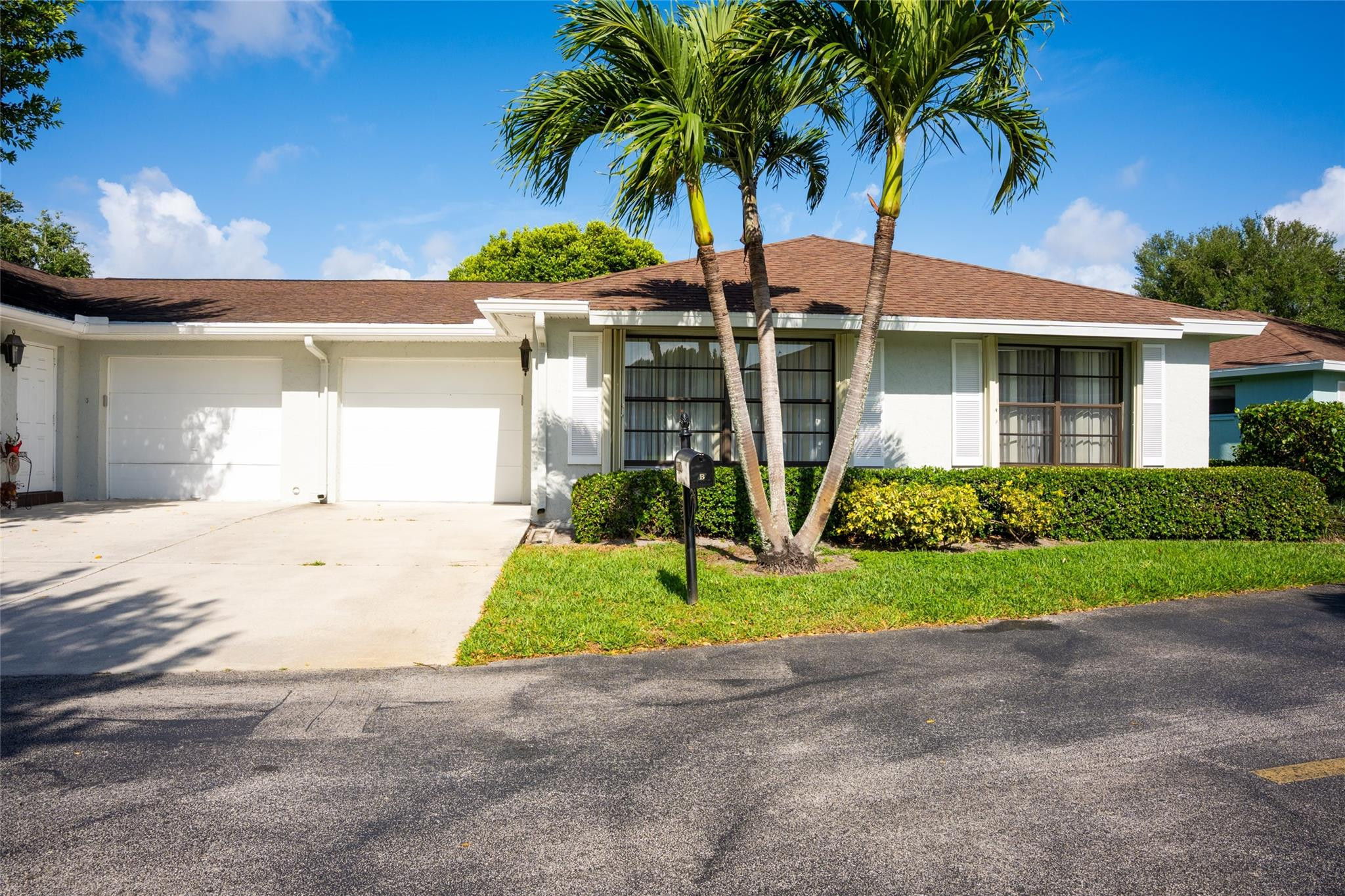 9870 Pecan Tree Drive B Property Photo 1