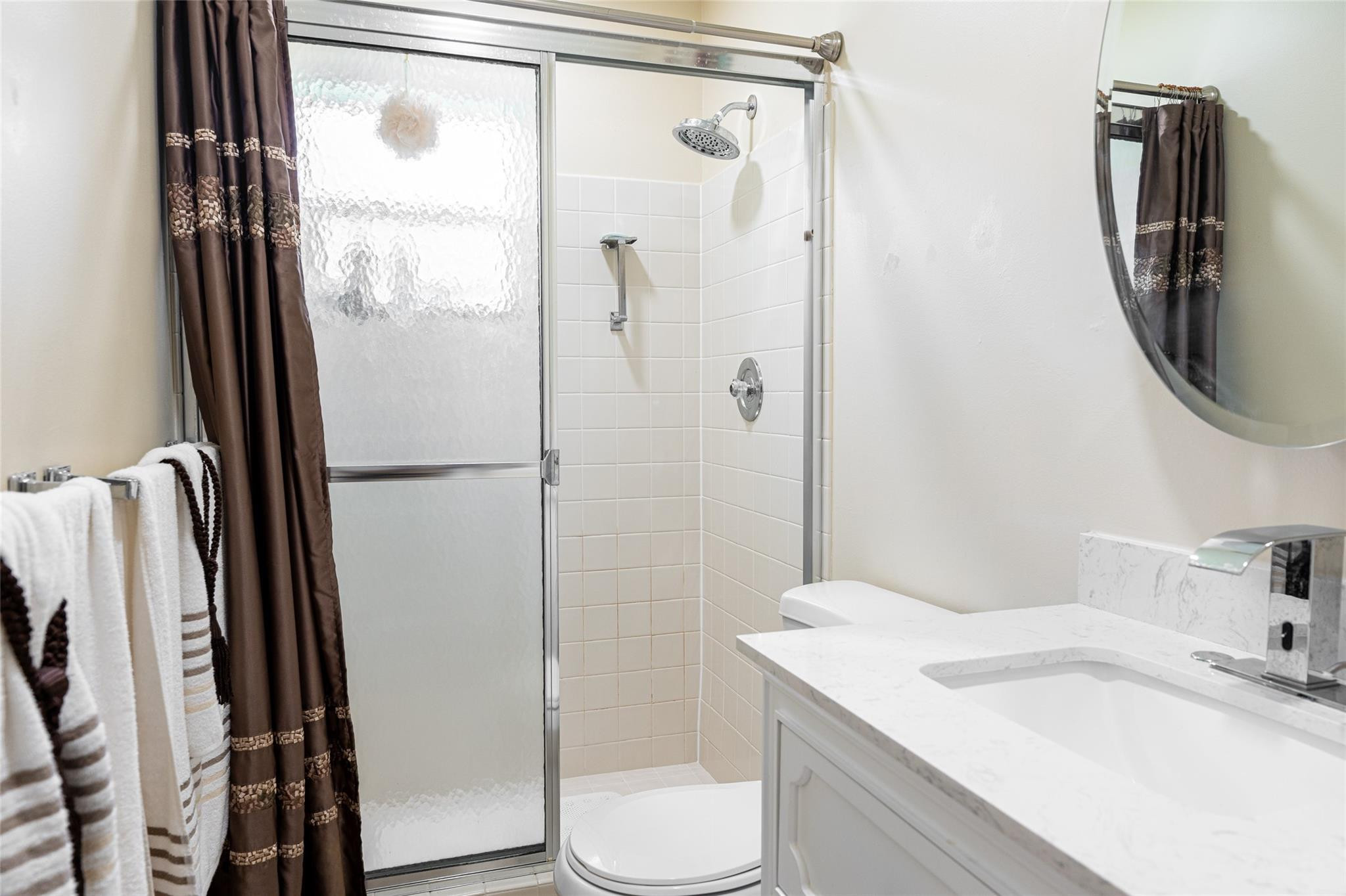 9870 Pecan Tree Drive B Property Photo 17