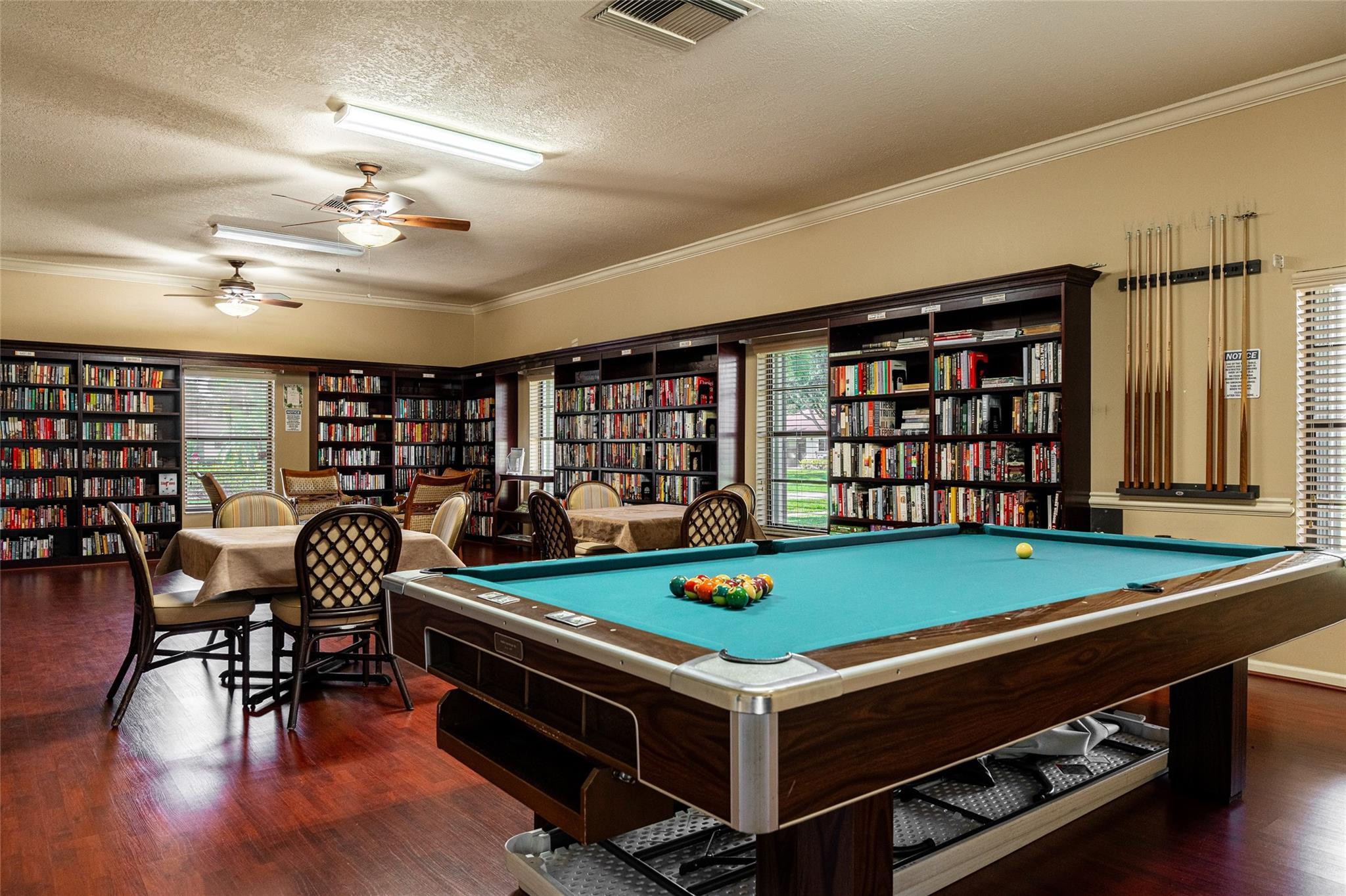 9870 Pecan Tree Drive B Property Photo 22