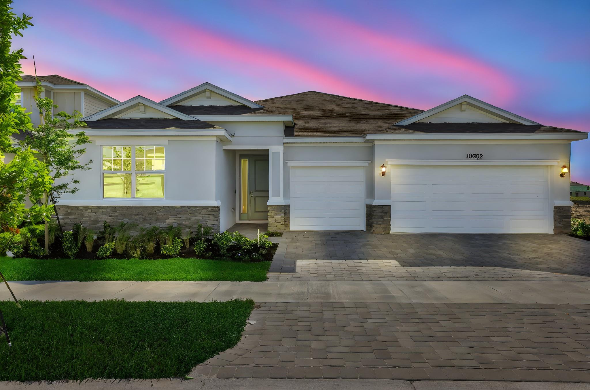 10692 NW Suncrest Lp