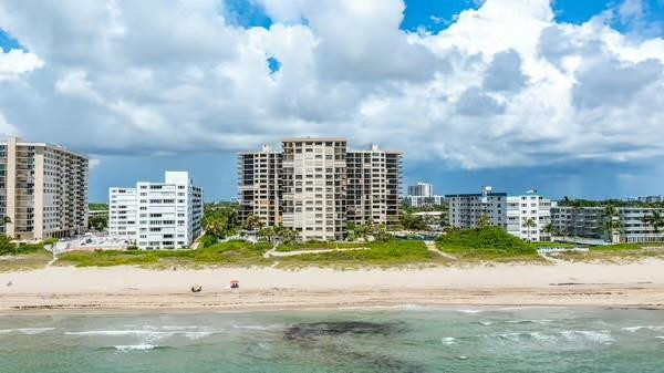 1800 S Ocean Boulevard 403 Property Photo 2