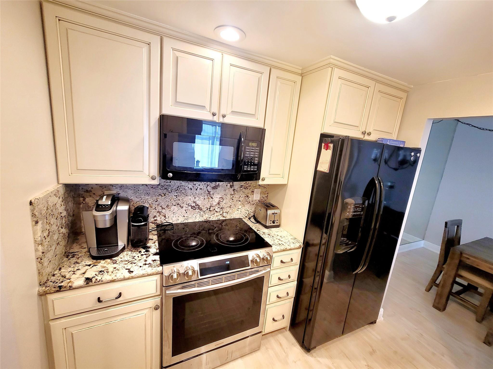 1009 N Ocean Boulevard N 503 Property Photo 13
