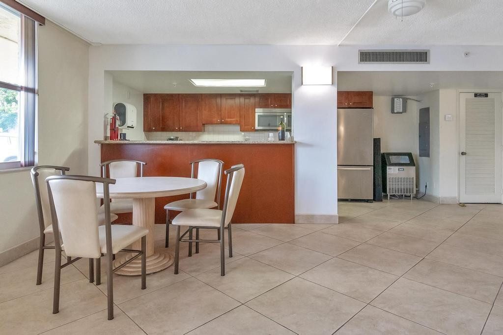 1009 N Ocean Boulevard N 503 Property Photo 25