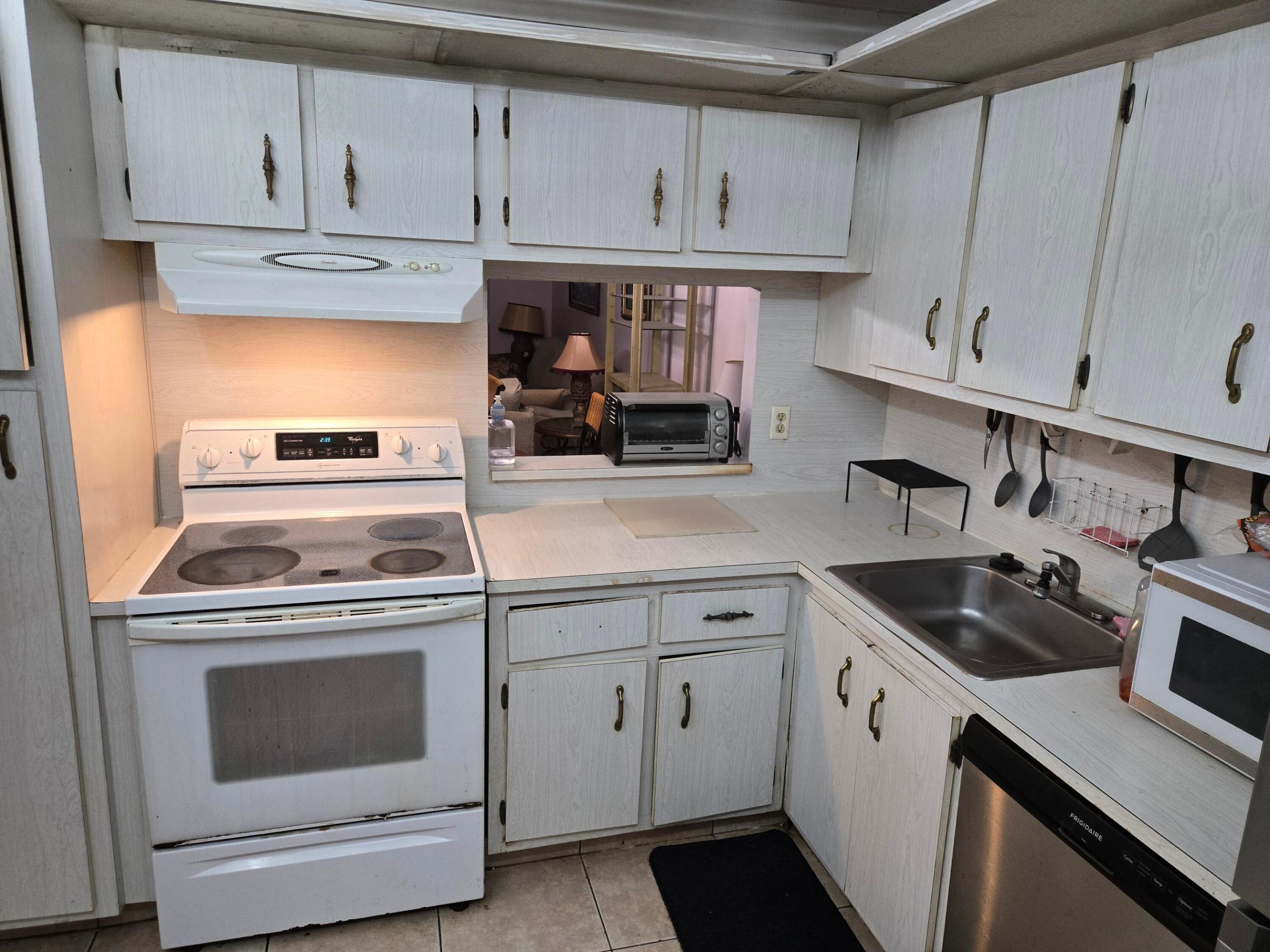 3080 Holiday Springs Boulevard 209 Property Photo 8