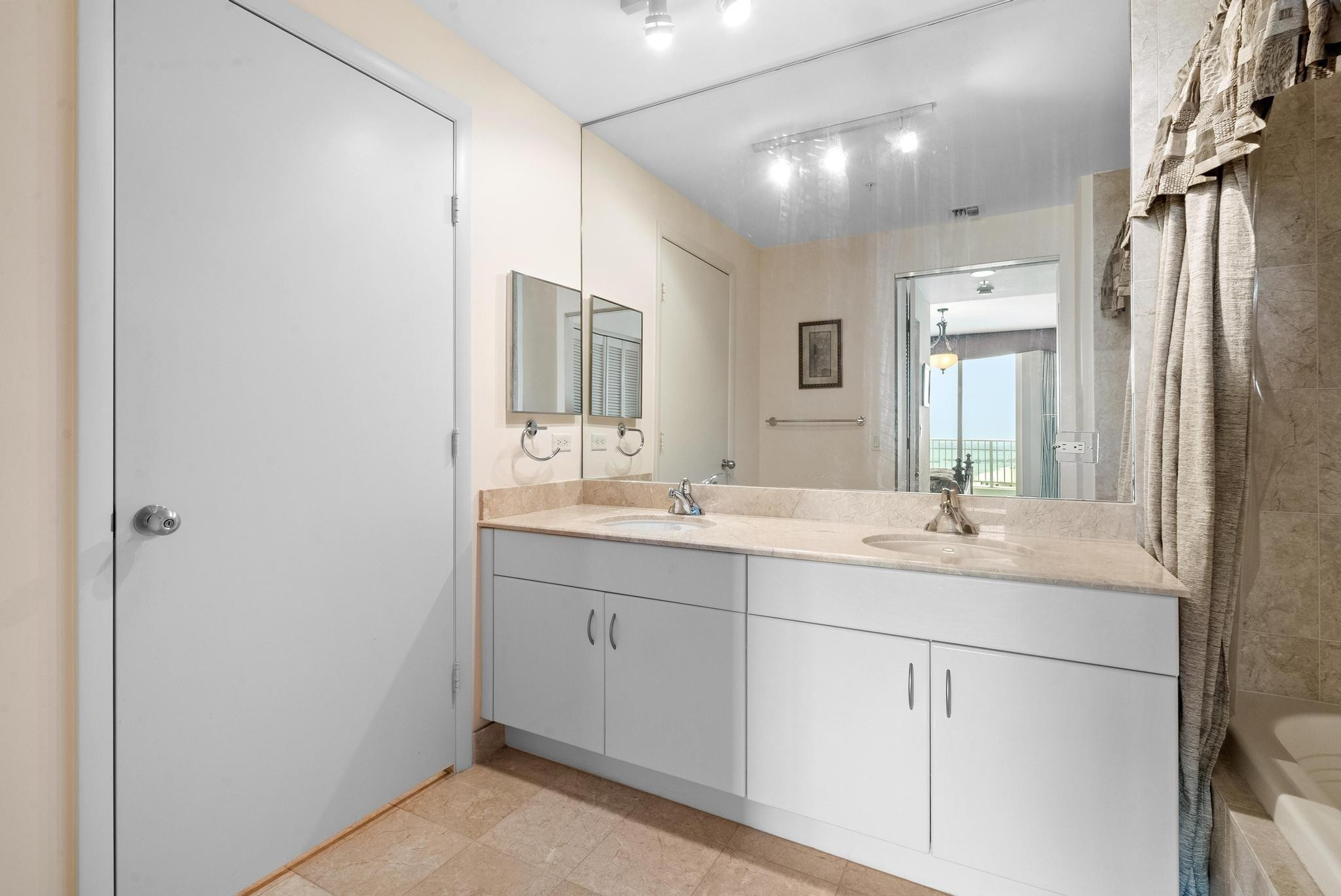 801 Brickell Key Boulevard 2903 Property Photo 19