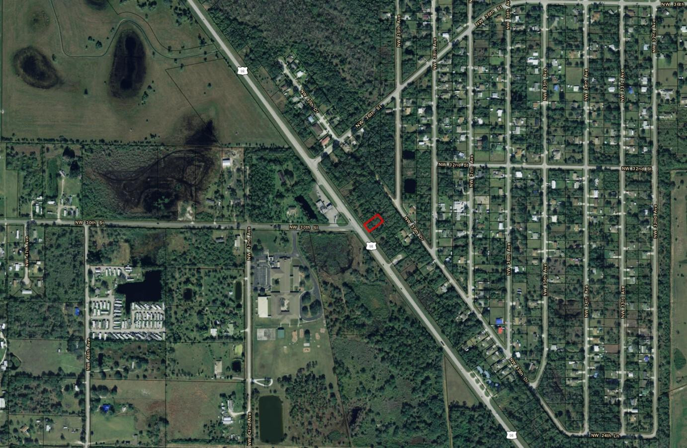 3004 Us Highway 98 Property Photo 2