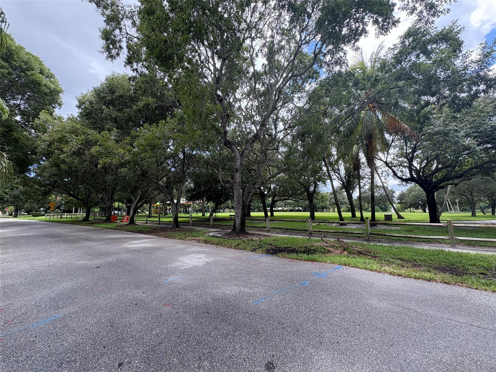 2109 Pinehurst Drive Property Photo 15