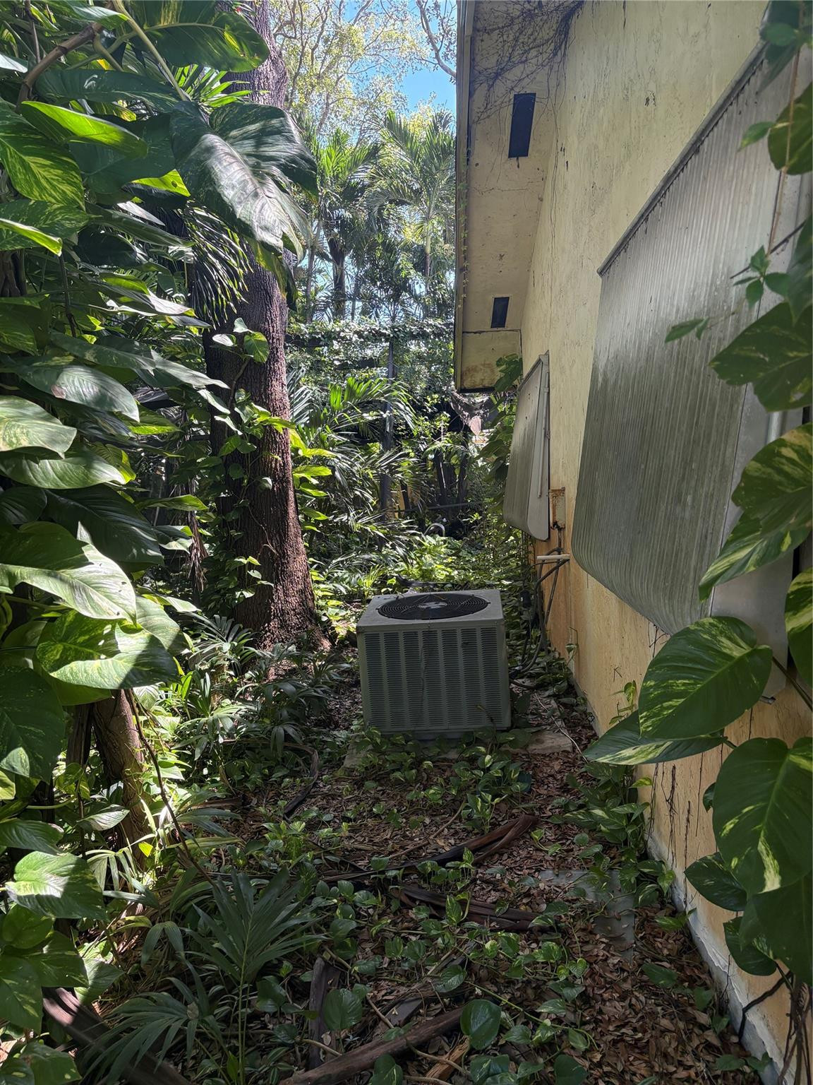 2109 Pinehurst Drive Property Photo 25