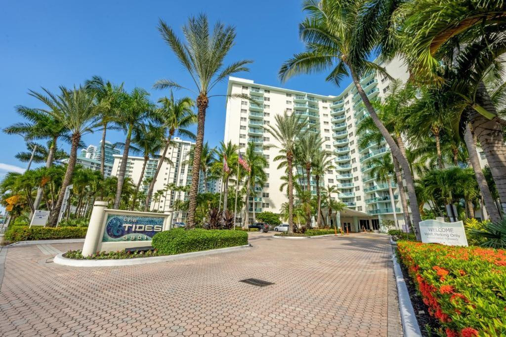 3801 S Ocean Drive 10S Property Photo 1