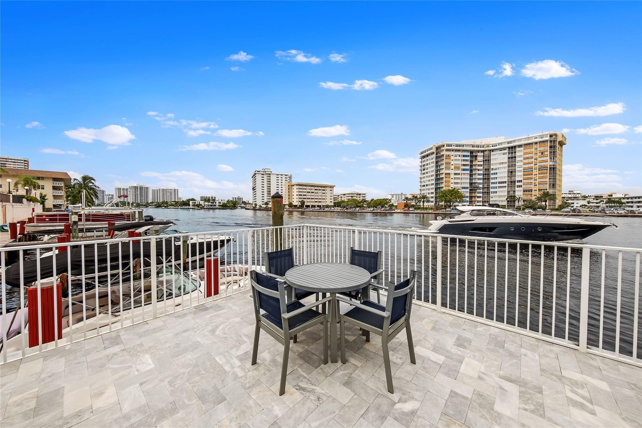 1849 S Ocean Drive 711 Property Photo 26
