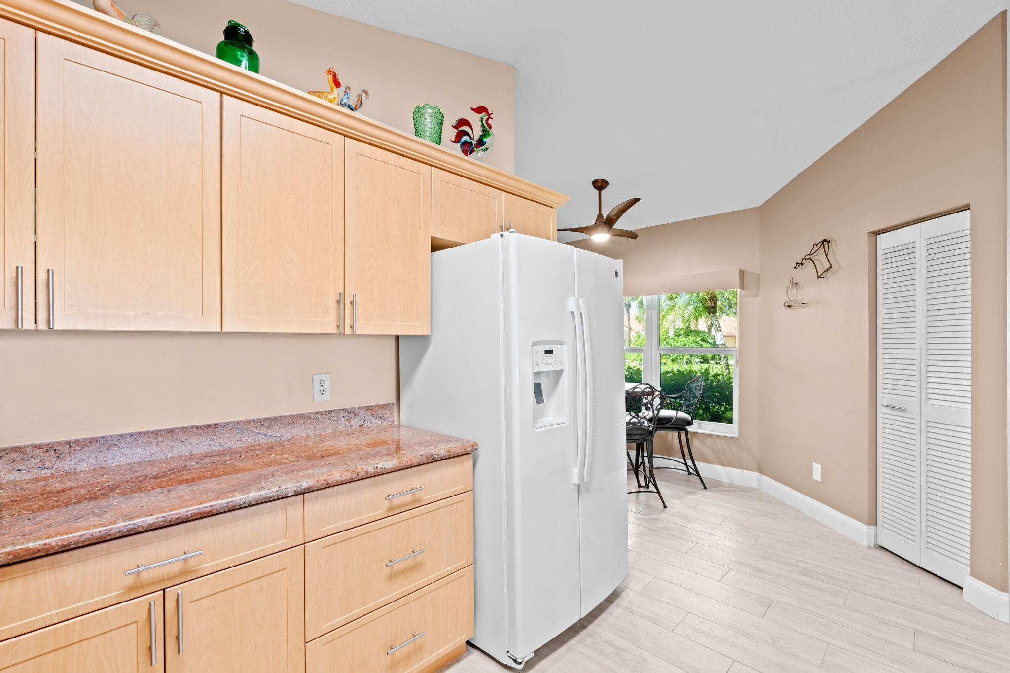 8486 Heather Place Property Photo 14
