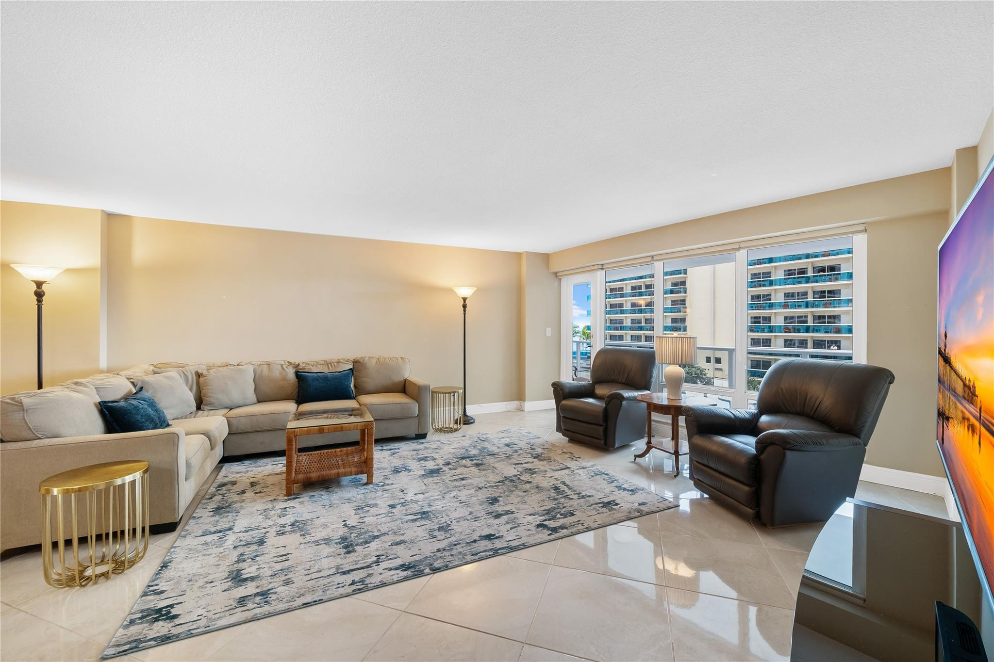 4100 Galt Ocean Drive 304 Property Photo 4