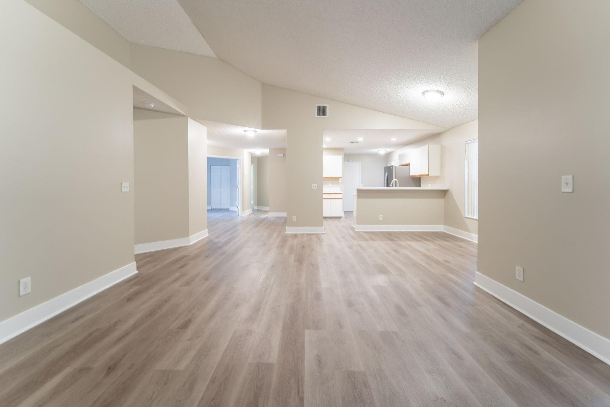 9220 Arborwood Circle Property Photo 5