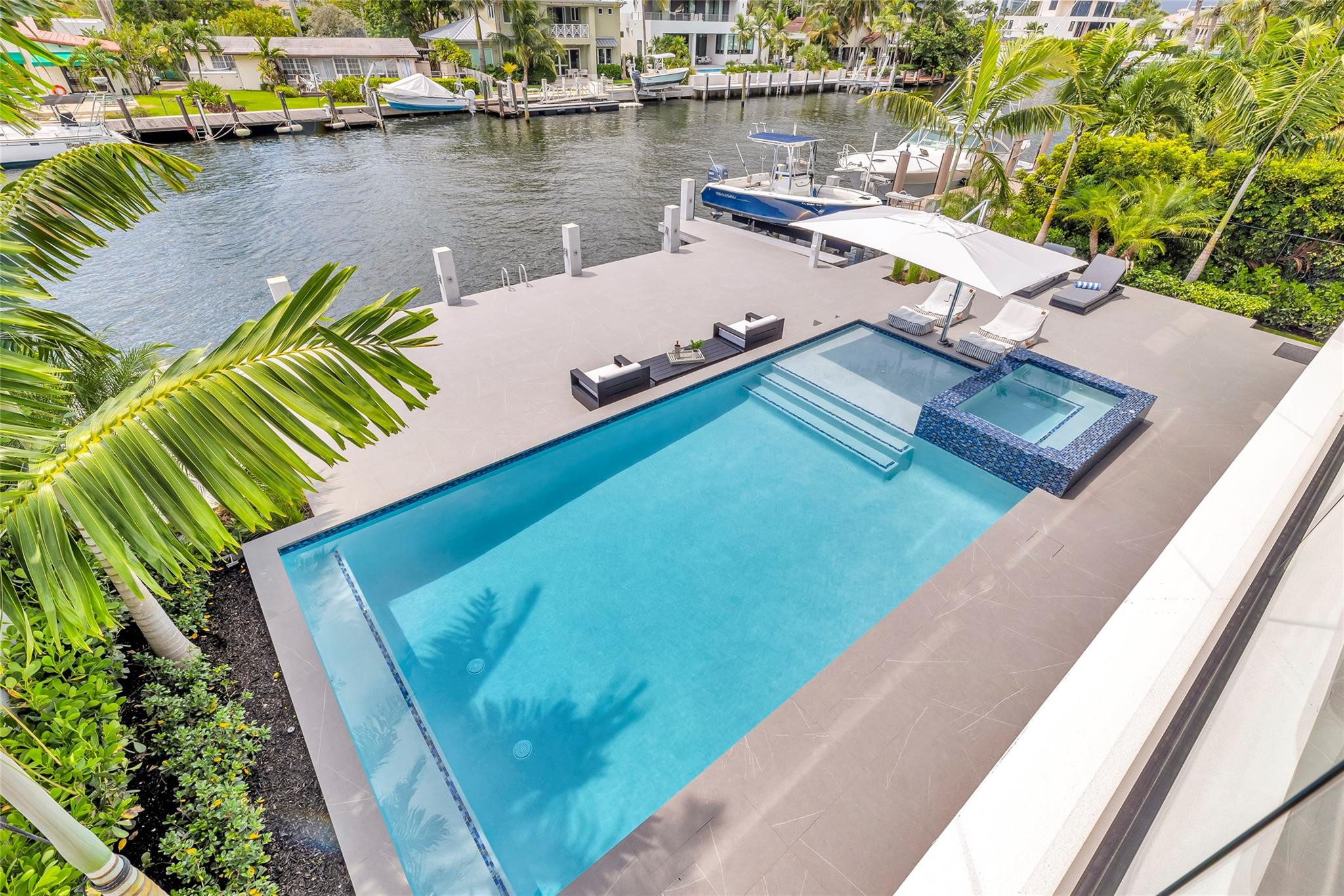 1730 Se 13th Street Property Photo 7