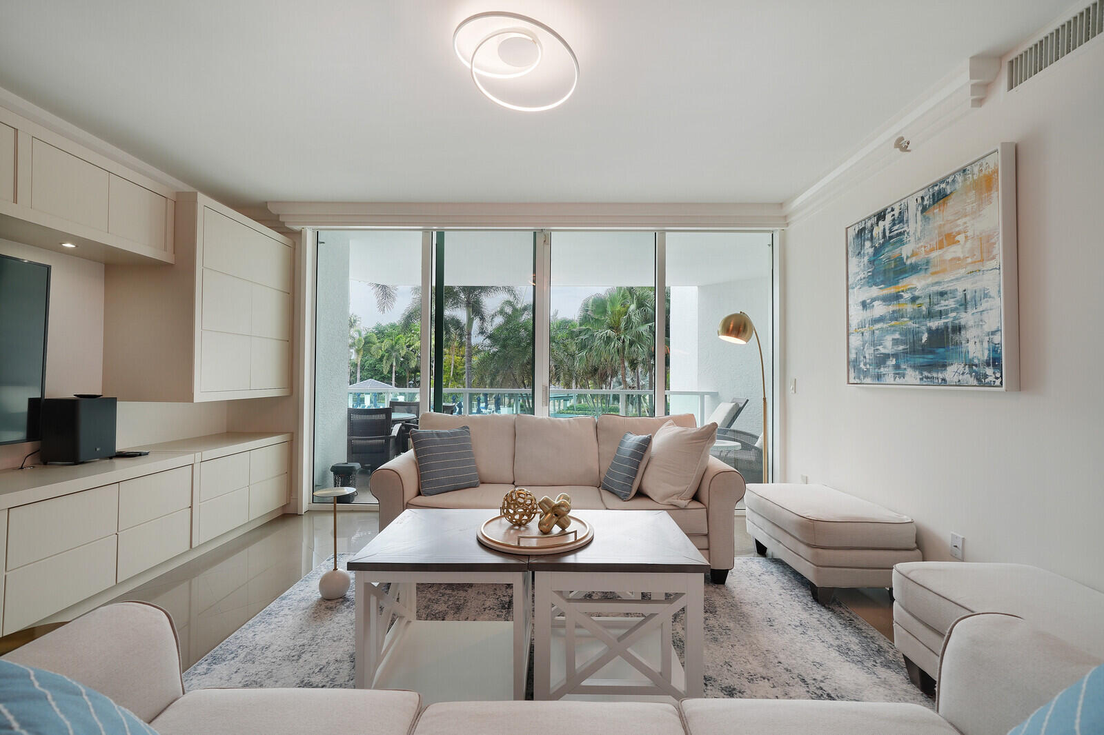 550 Se Mizner Boulevard B209 Property Photo 4