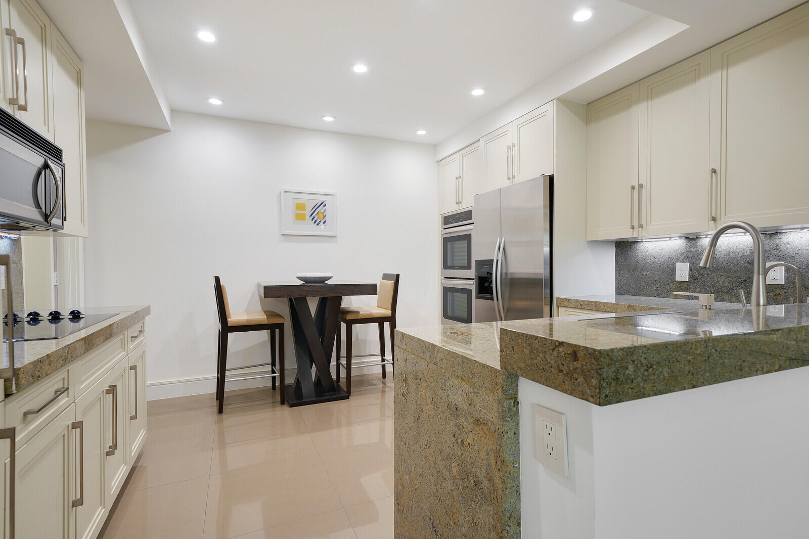 550 Se Mizner Boulevard B209 Property Photo 16