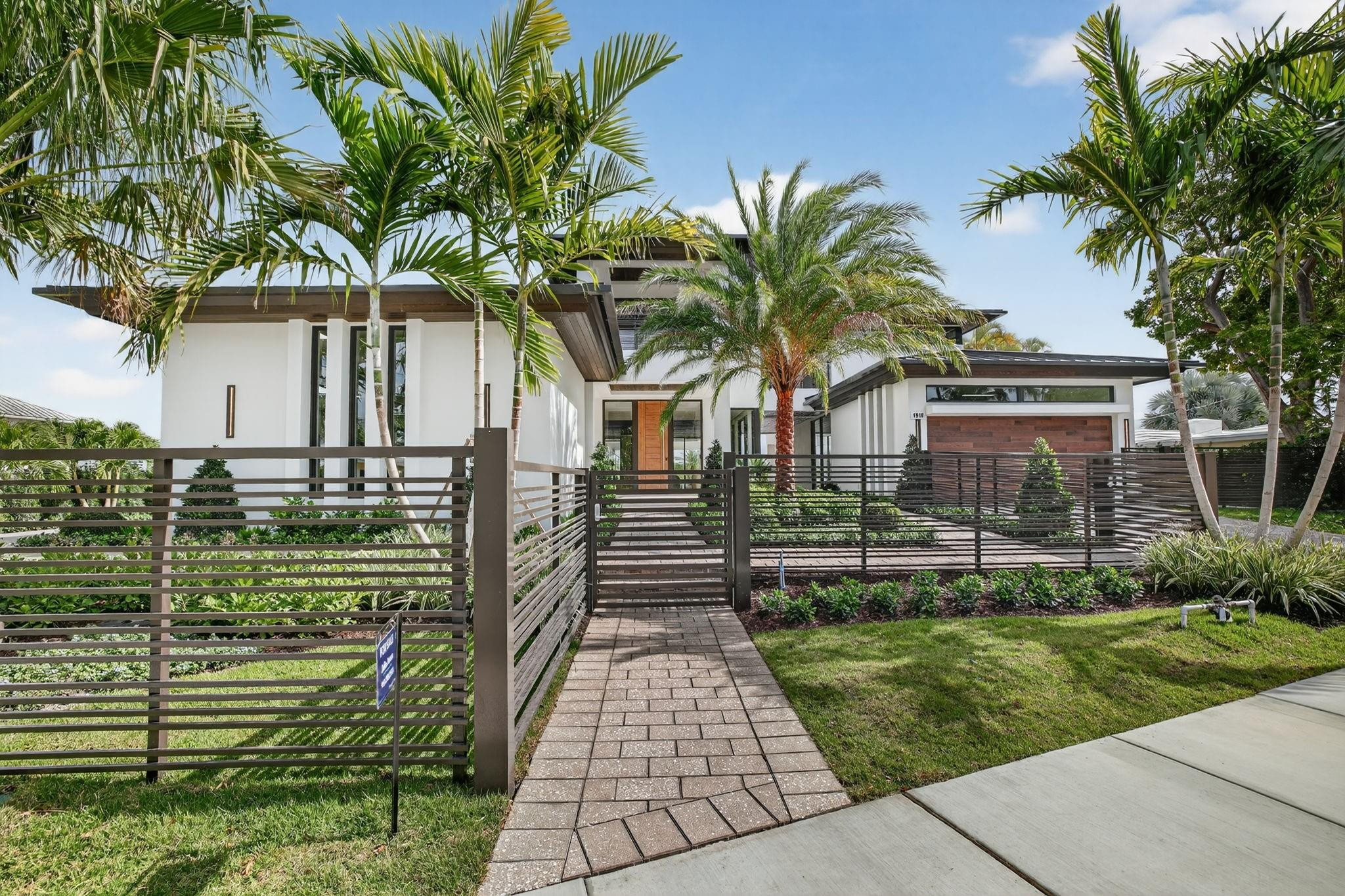 1918 Intracoastal Drive Property Photo 11