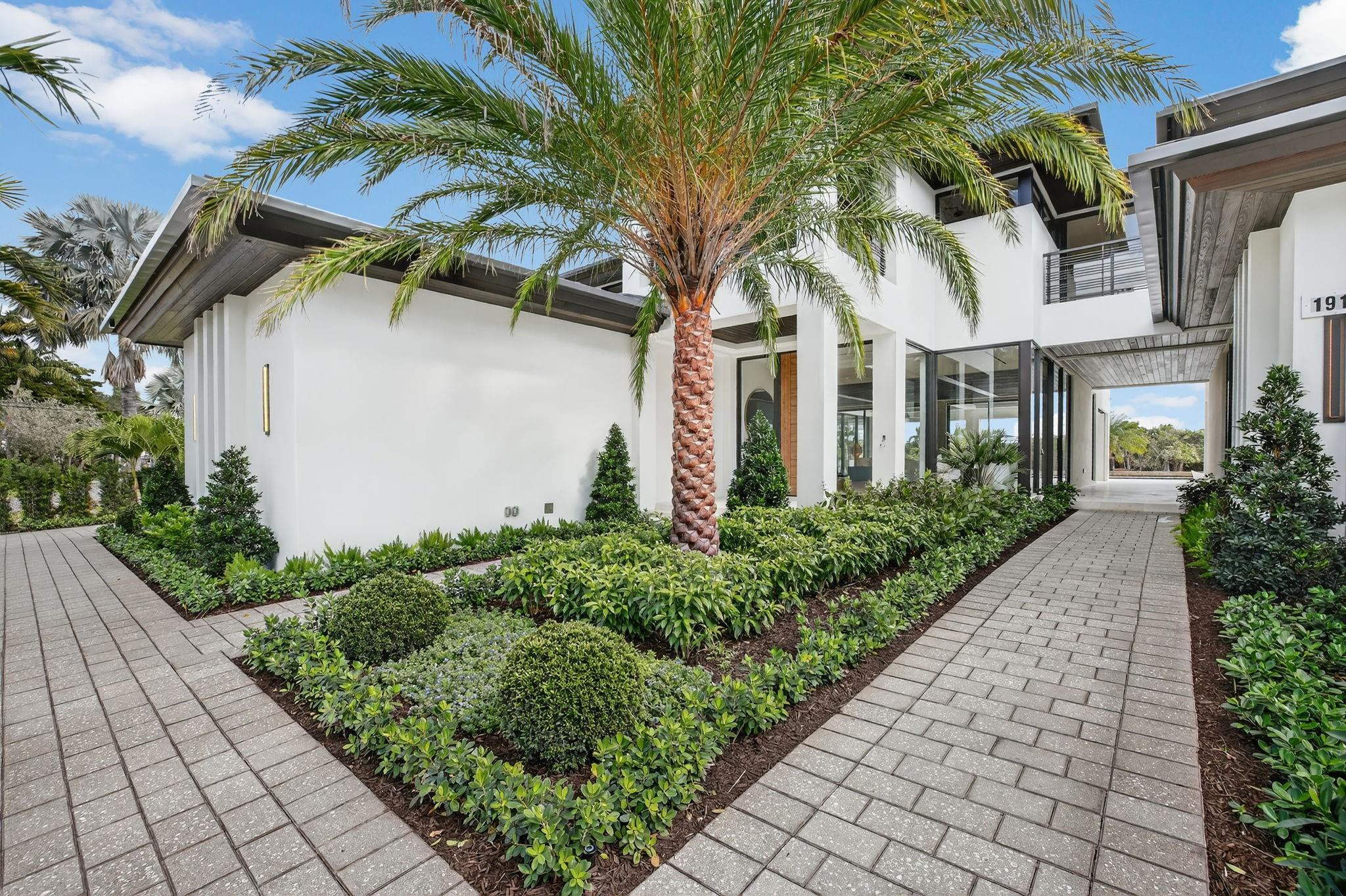 1918 Intracoastal Drive Property Photo 12