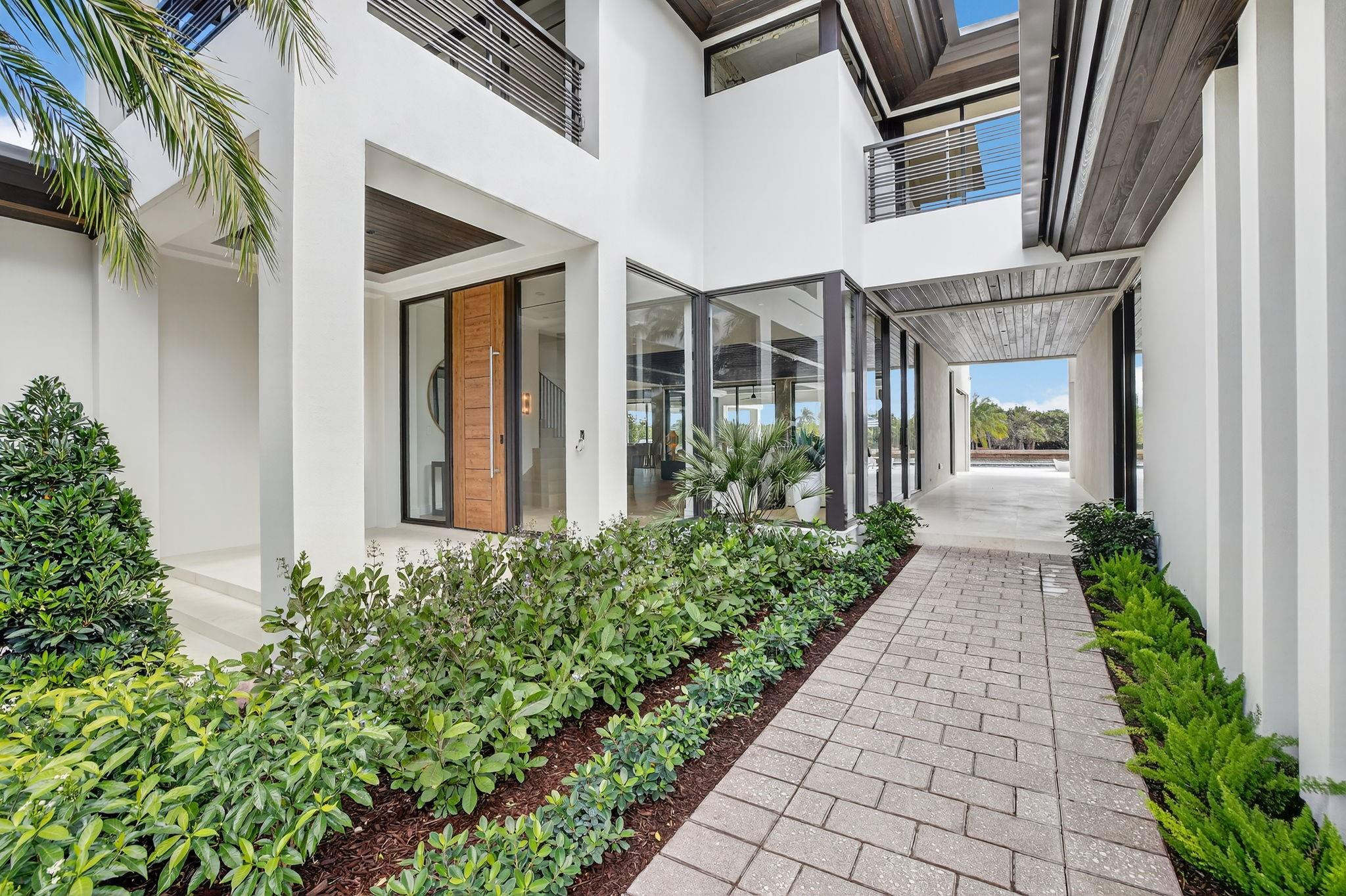 1918 Intracoastal Drive Property Photo 14