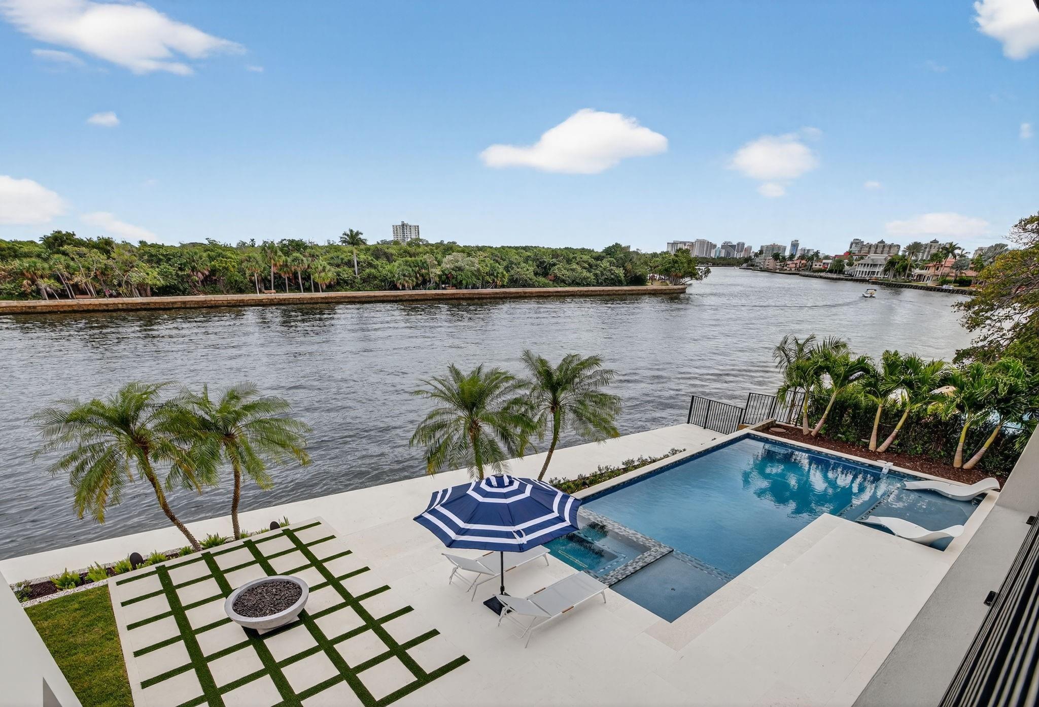 1918 Intracoastal Drive Property Photo 38