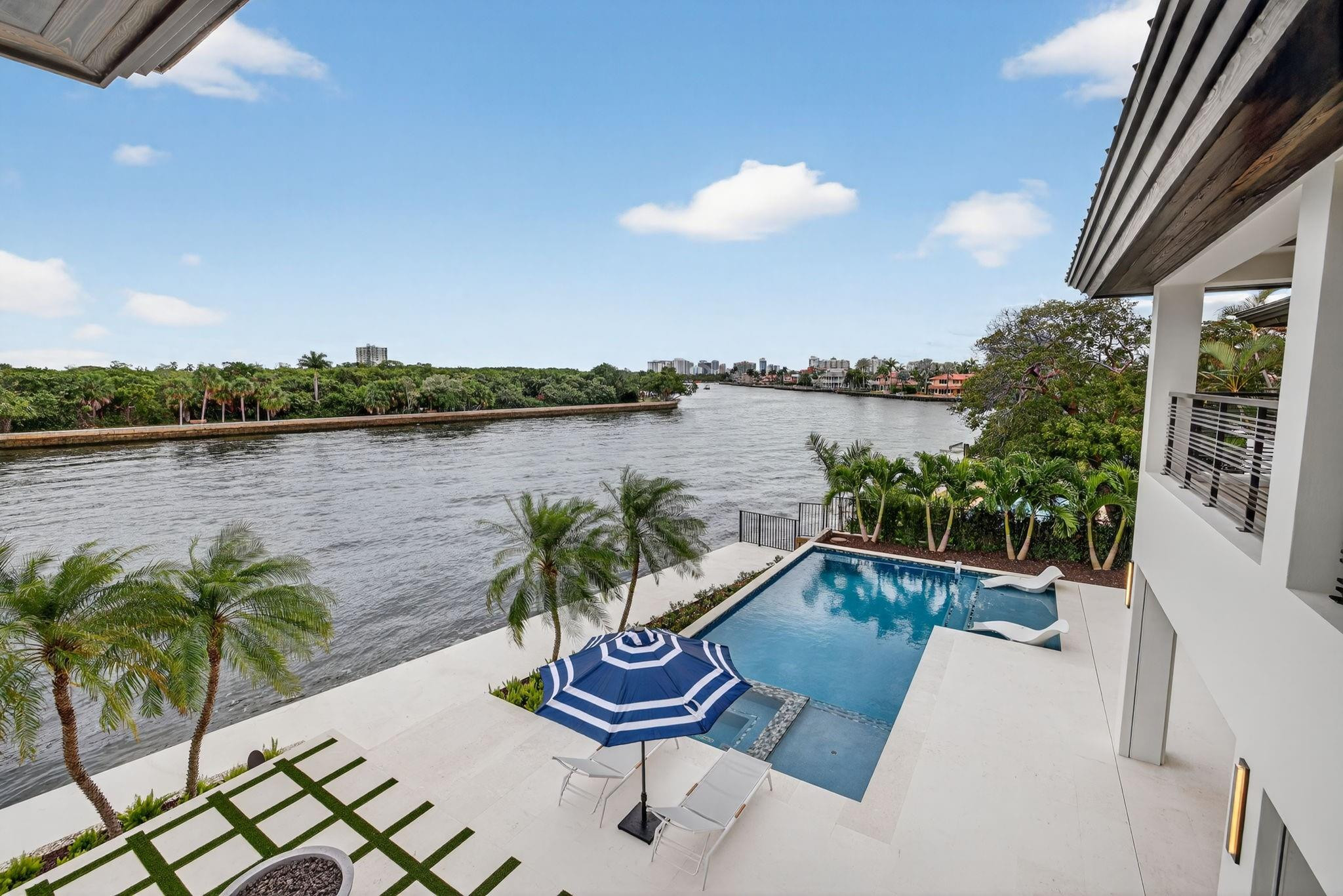 1918 Intracoastal Drive Property Photo 47