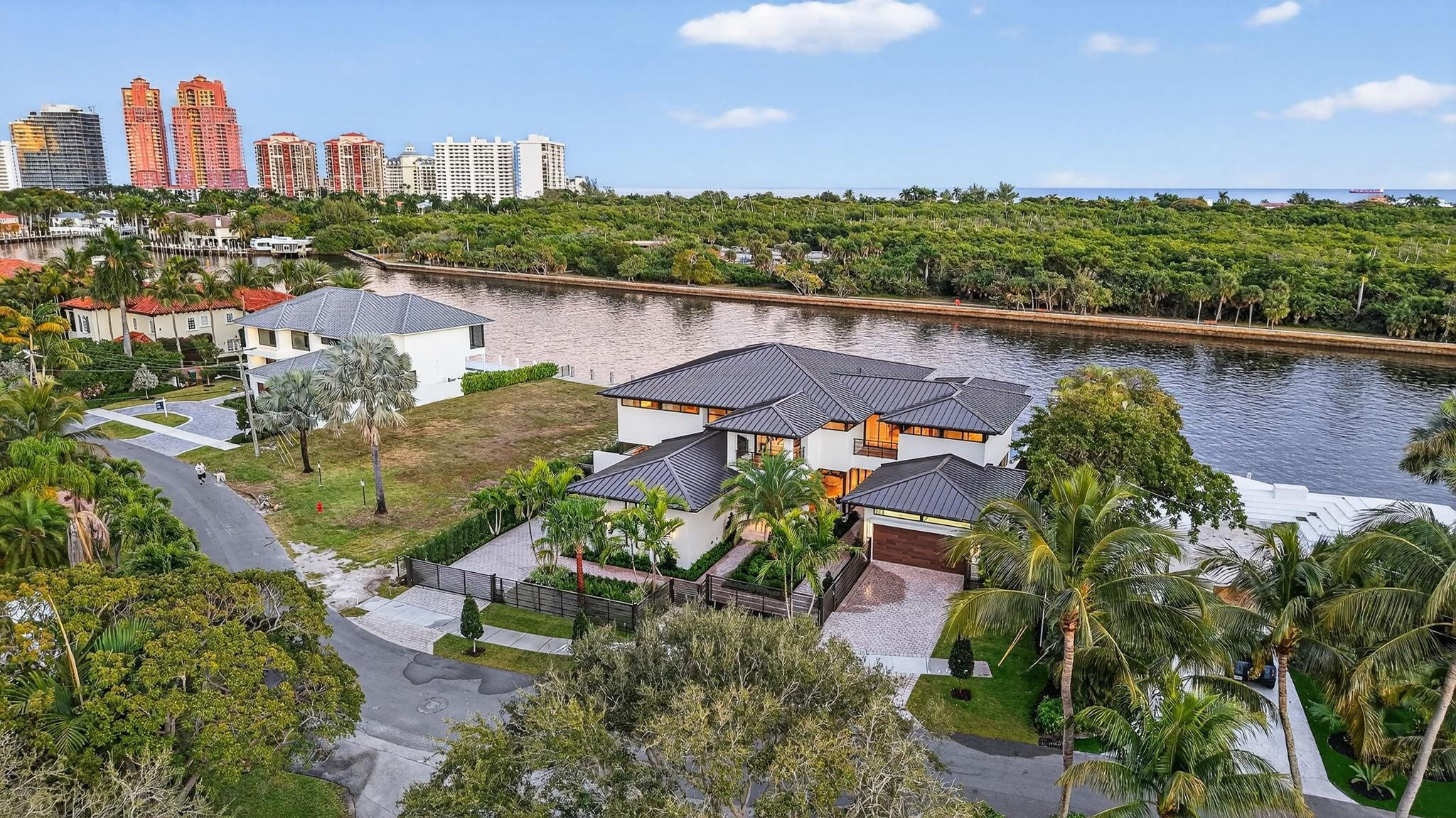1918 Intracoastal Drive Property Photo 94