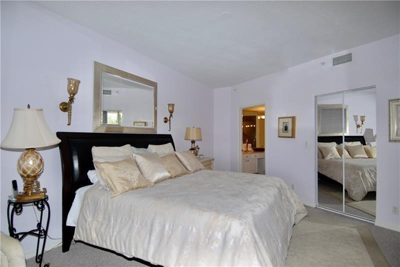 3200 N Ocean Boulevard 406 Property Photo 19