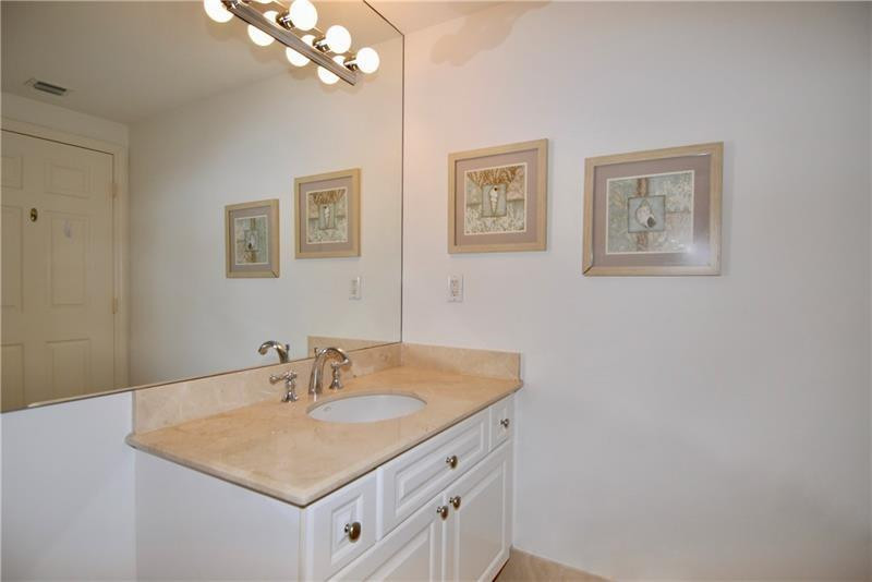 3200 N Ocean Boulevard 406 Property Photo 26