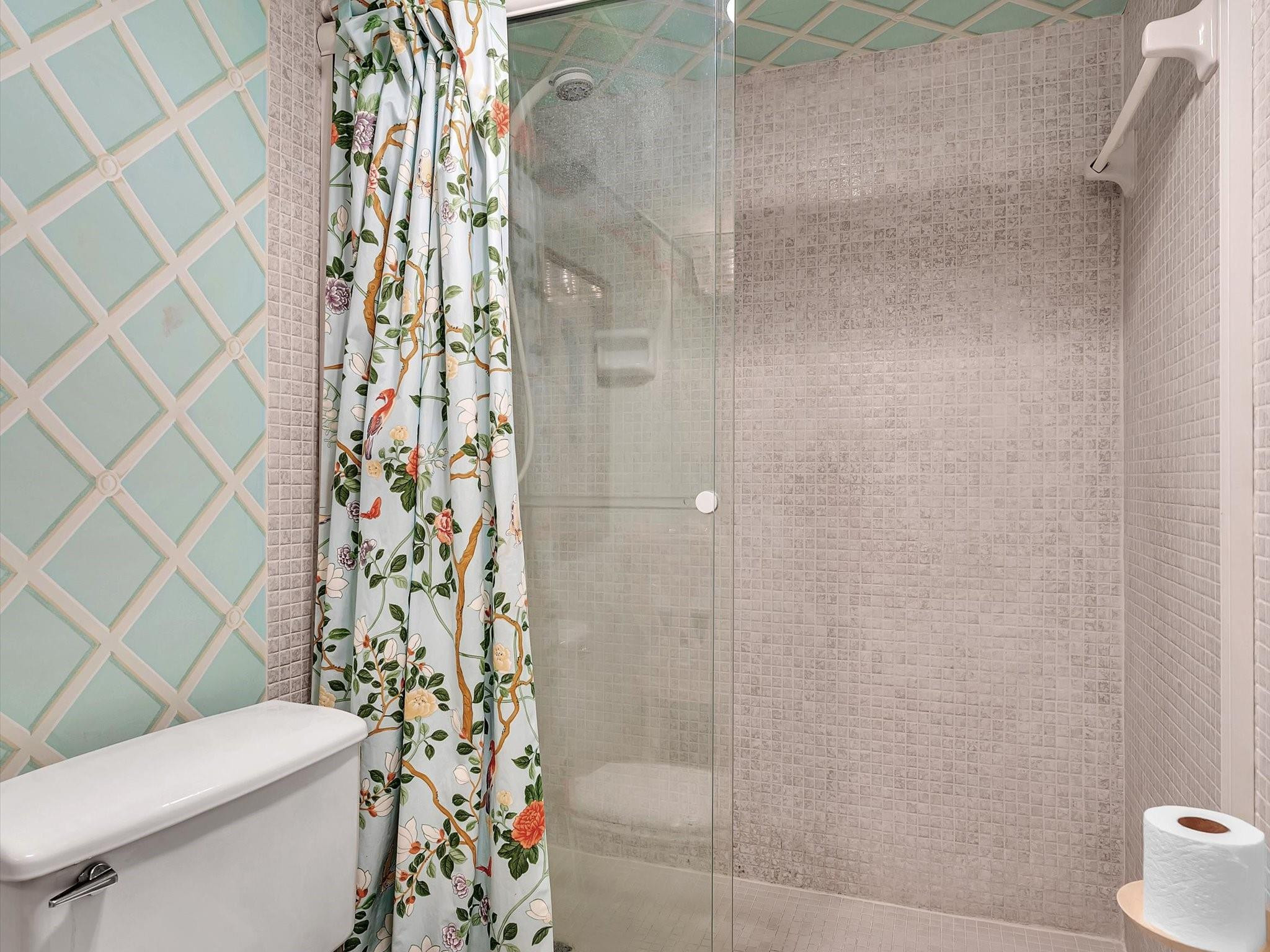 1537 E Hillsboro Boulevard 438 Property Photo 37