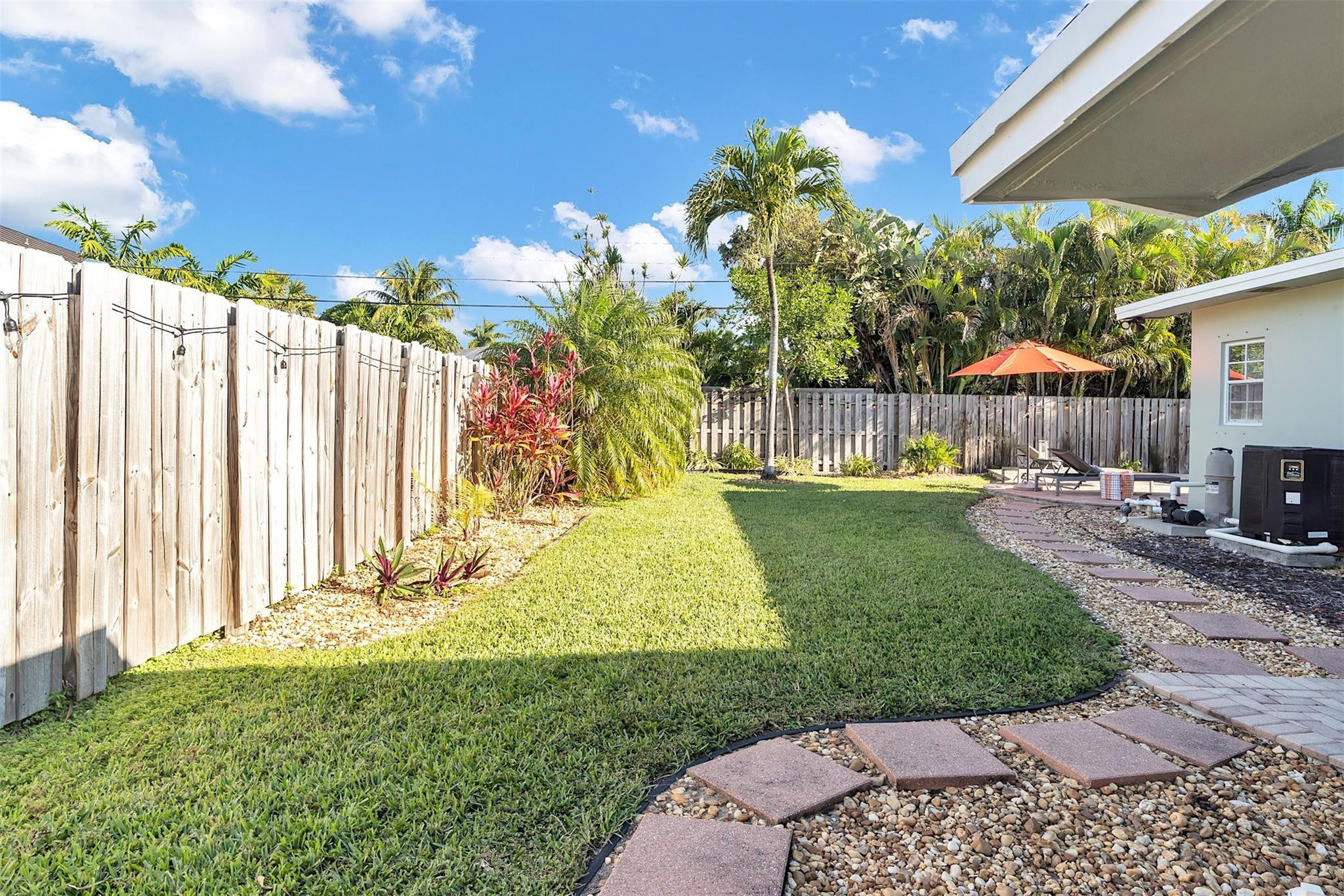 3221 Seaward Drive Property Photo 4