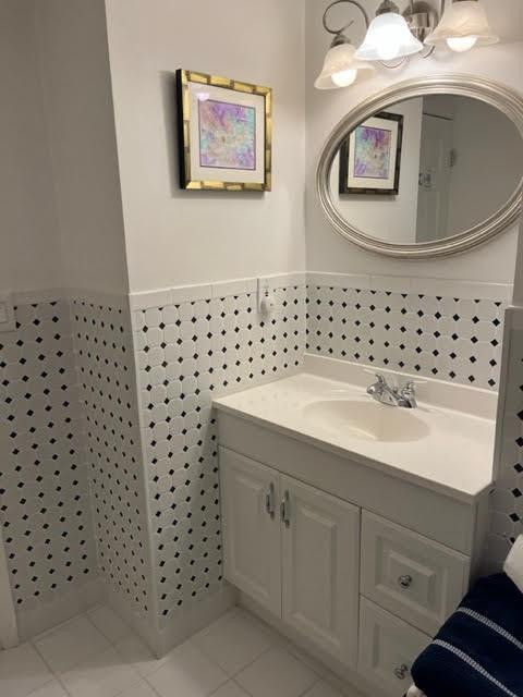 111 Briny Avenue 2103 Property Photo 24
