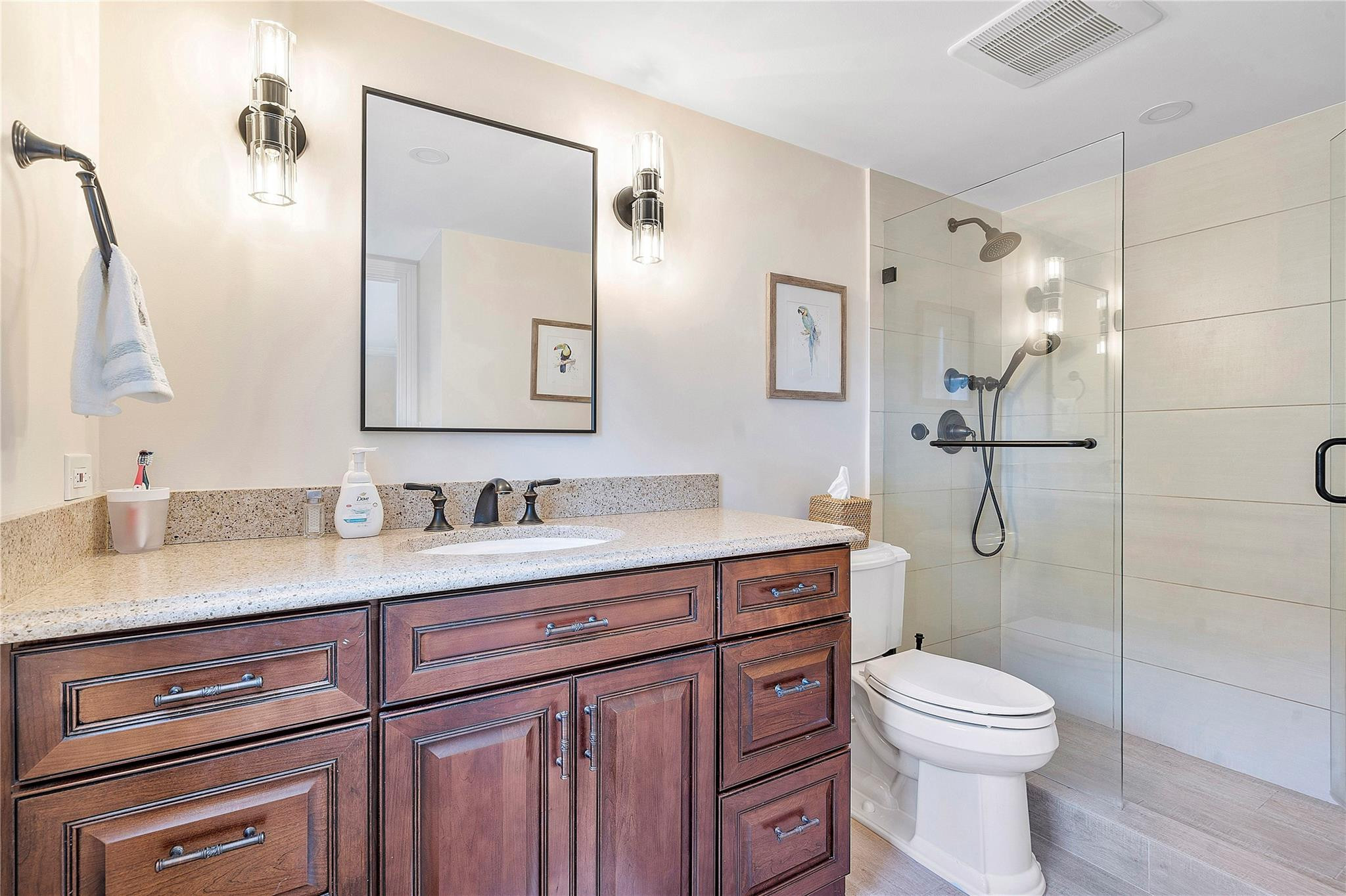 1710 S Ocean Lane 201 Property Photo 16