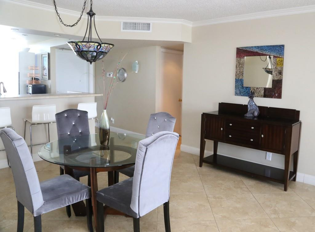 521 N Riverside Drive 602 Property Photo 21