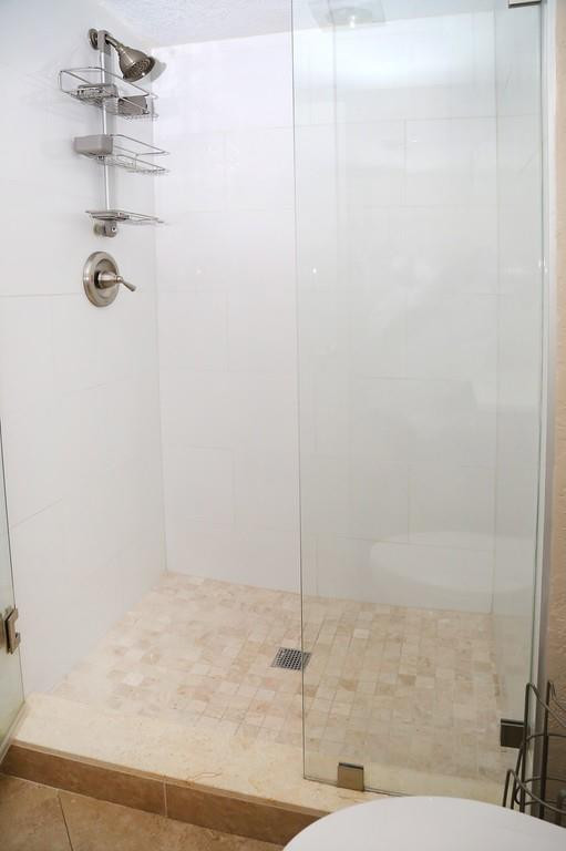 521 N Riverside Drive 602 Property Photo 24