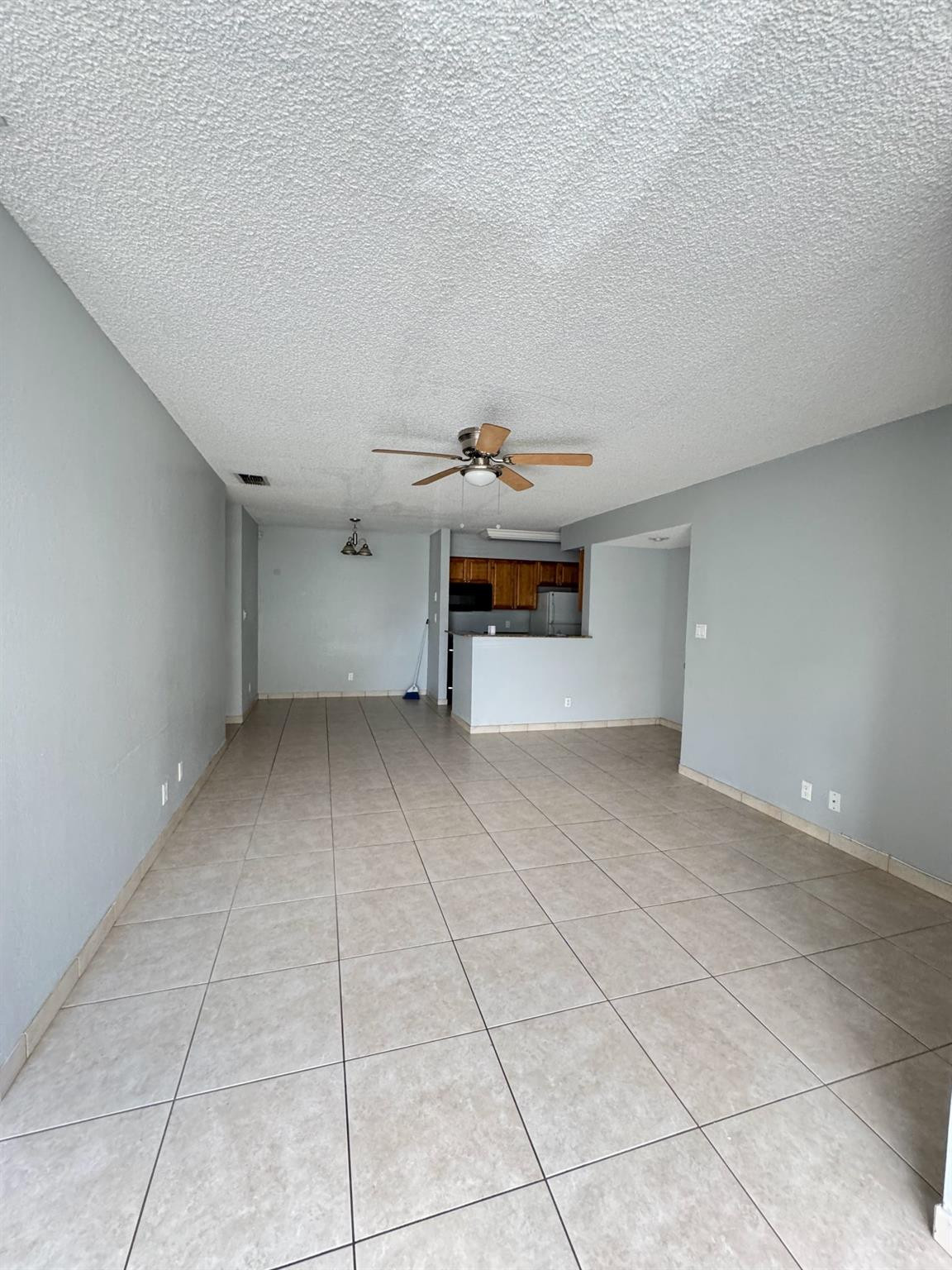 2866 S University Drive 5101 Property Photo 6