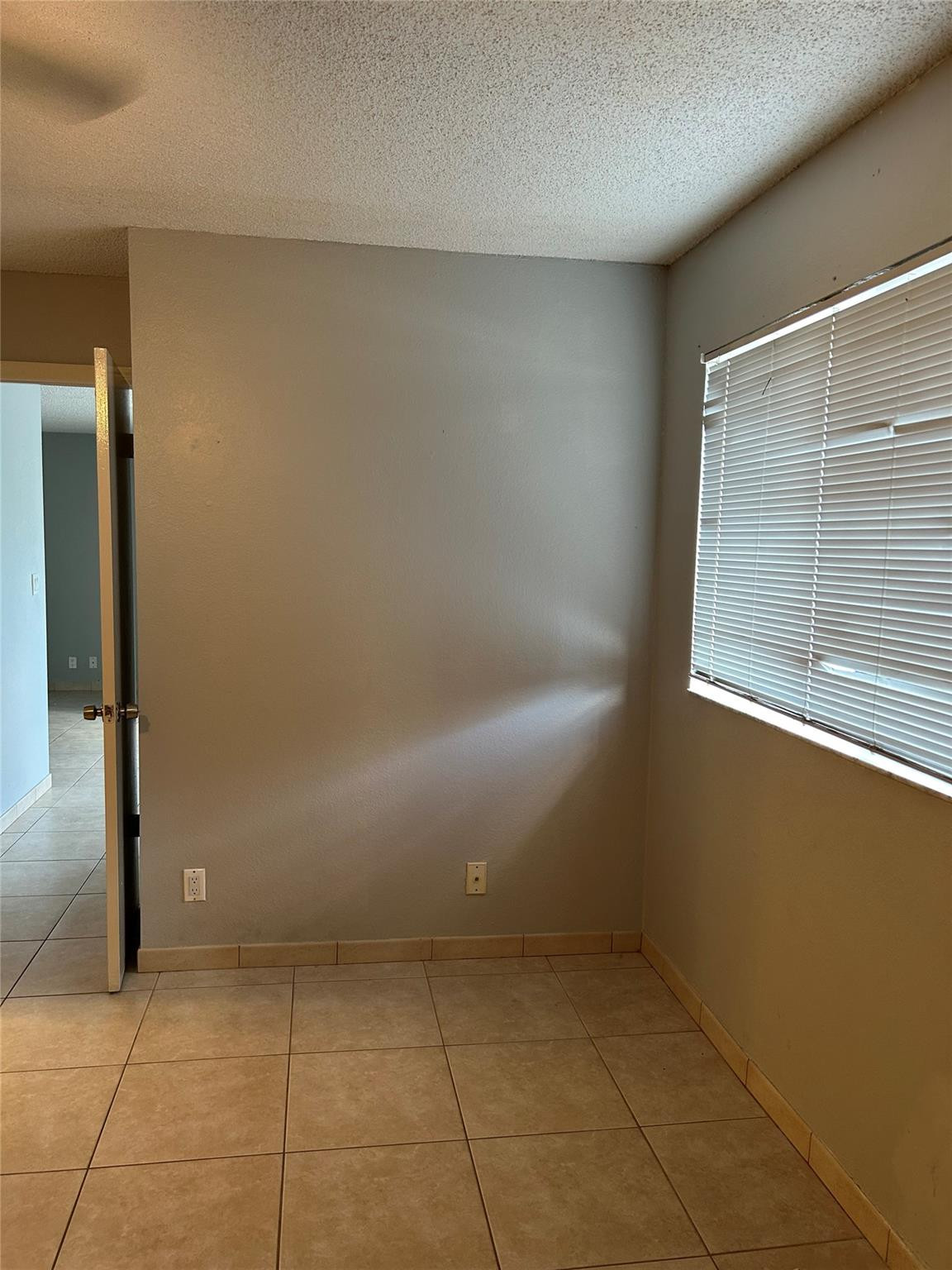 2866 S University Drive 5101 Property Photo 11