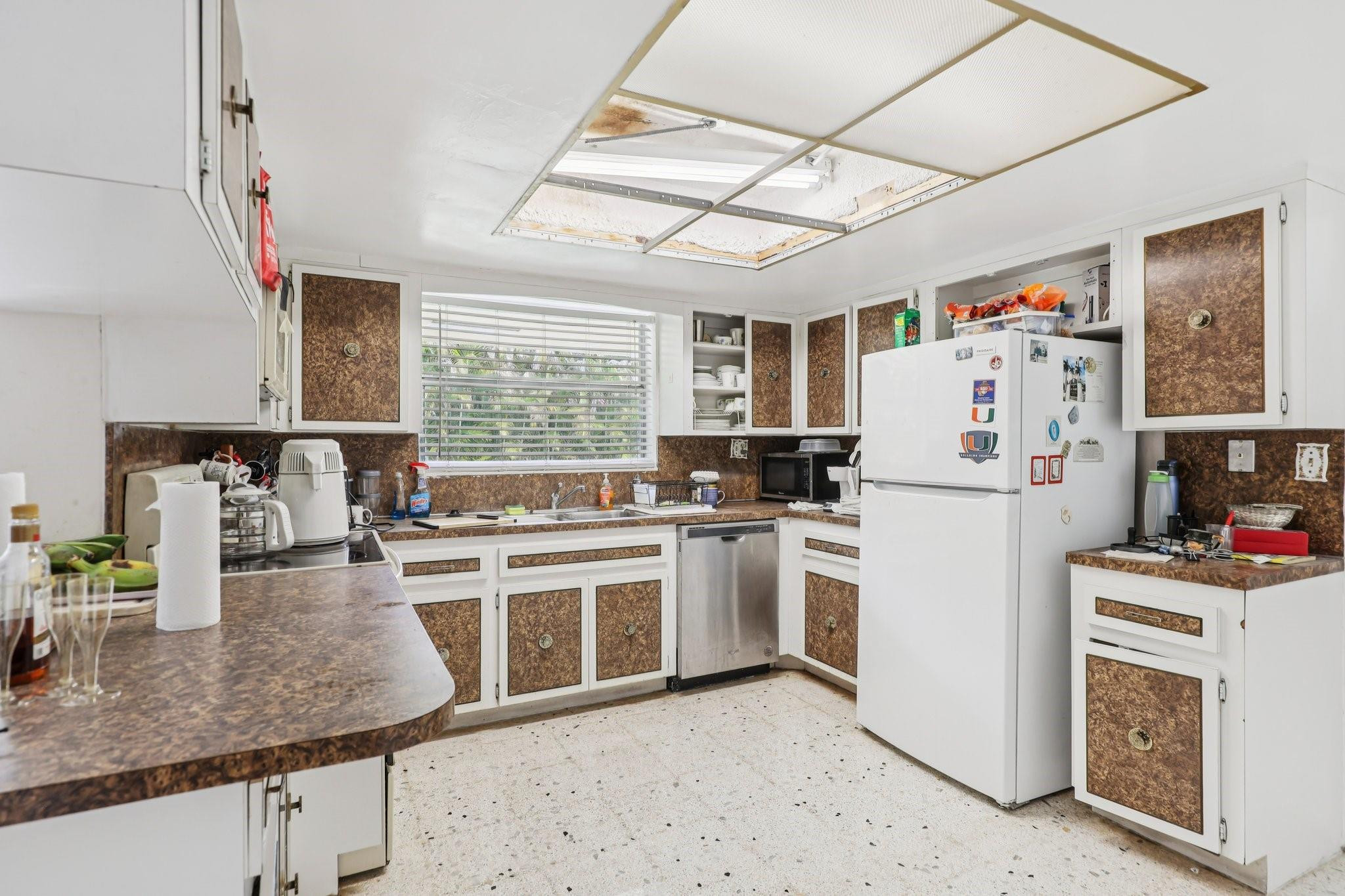 525 Ne 58th Street Property Photo 10