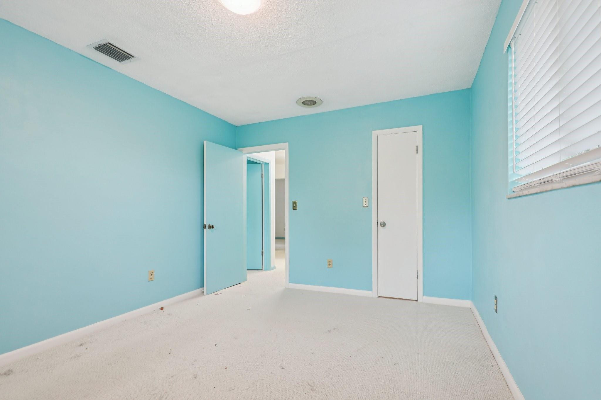 525 Ne 58th Street Property Photo 30