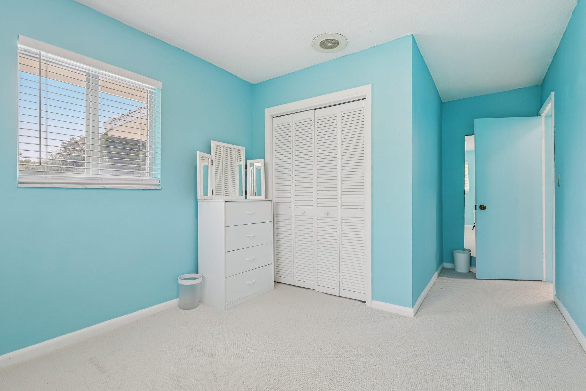525 Ne 58th Street Property Photo 32