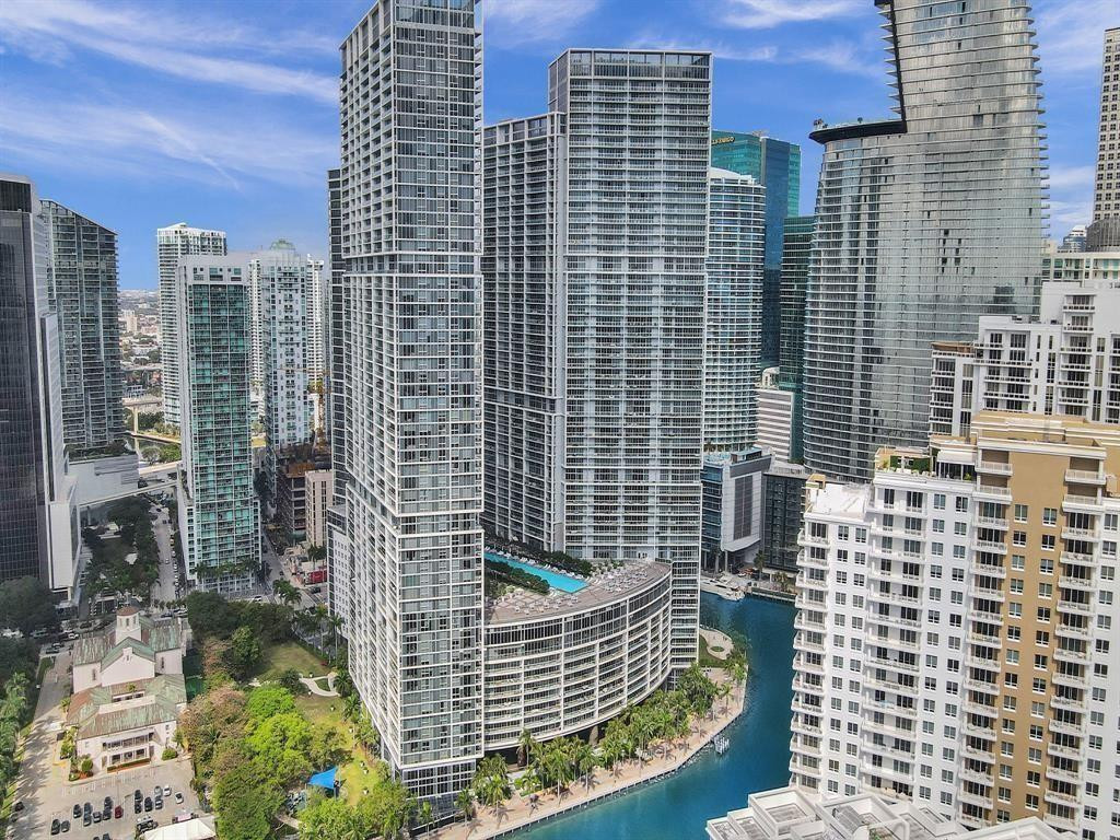 465 Brickell Avenue 2706 Property Photo 26
