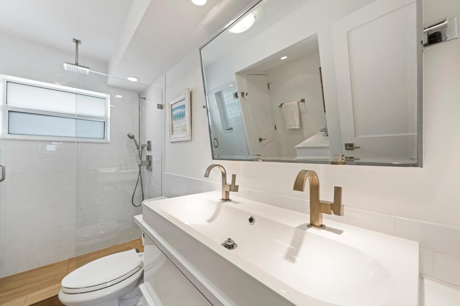 215 N Birch Road 4c Property Photo 23