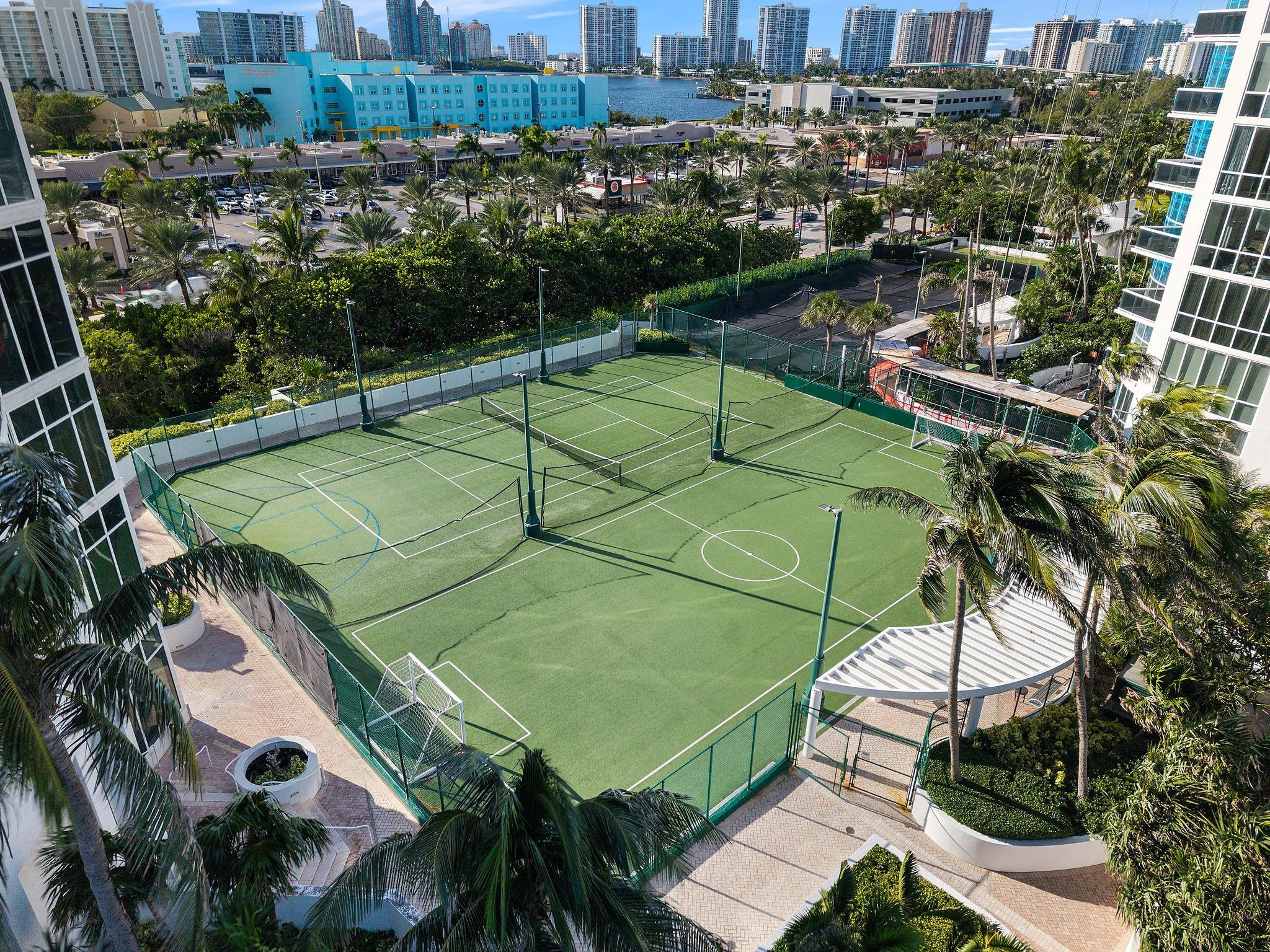 18101 Collins Avenue 801 Property Photo 11