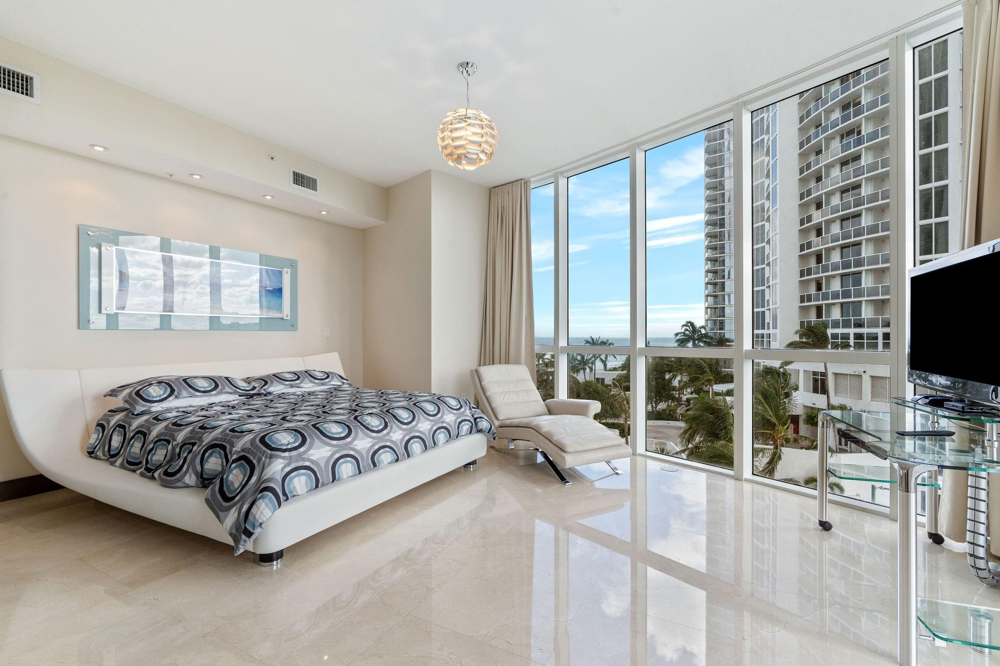 18101 Collins Avenue 801 Property Photo 17