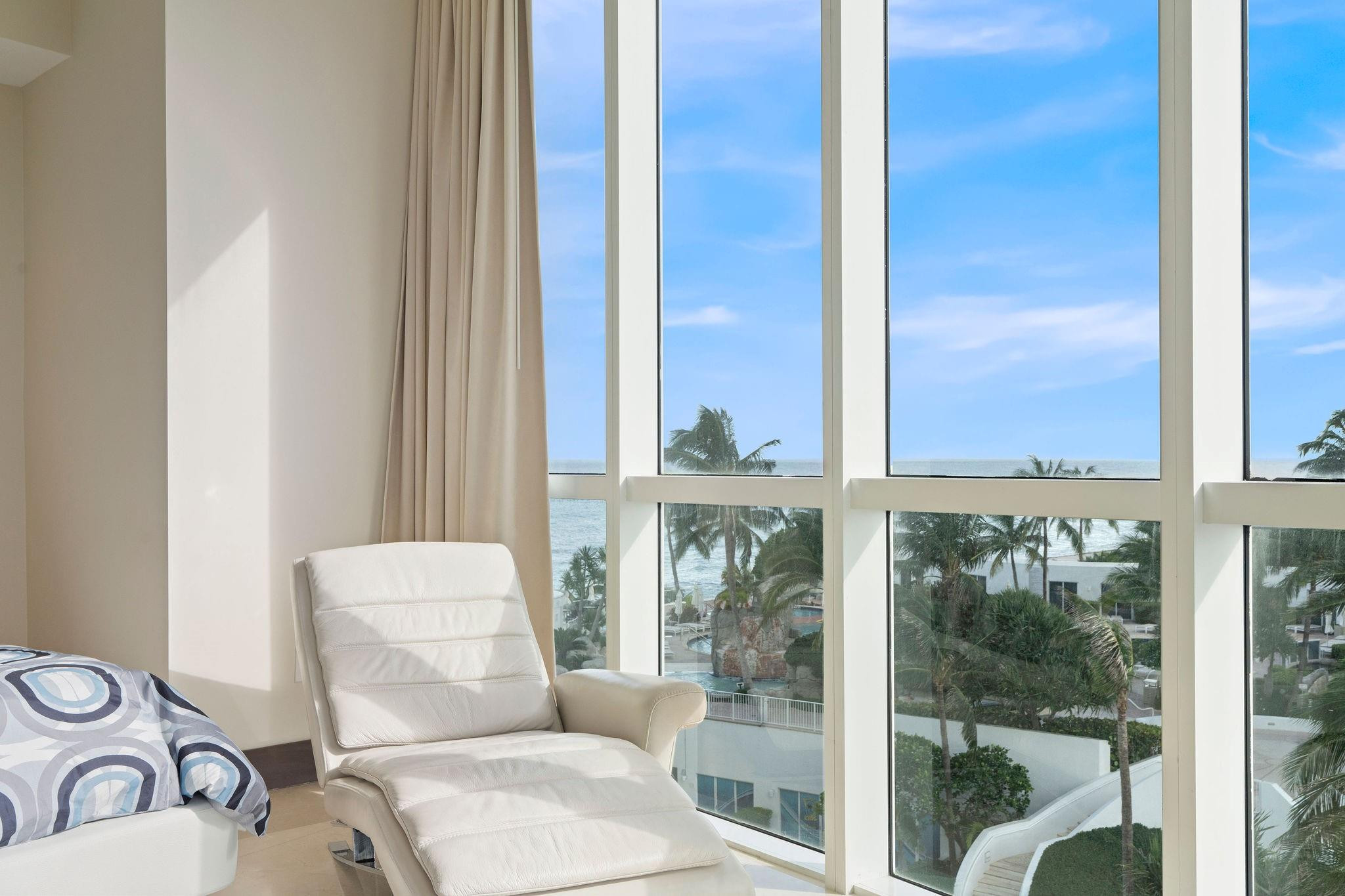18101 Collins Avenue 801 Property Photo 20