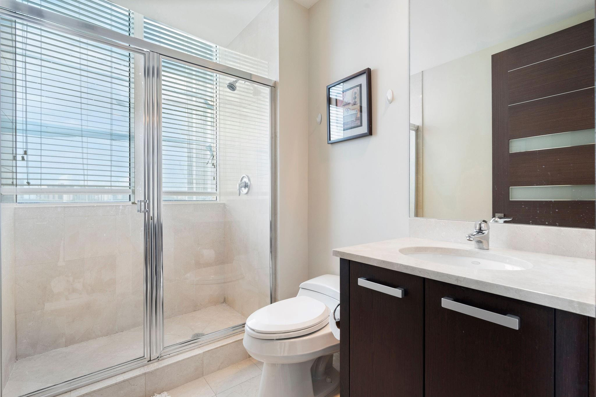 18101 Collins Avenue 801 Property Photo 26