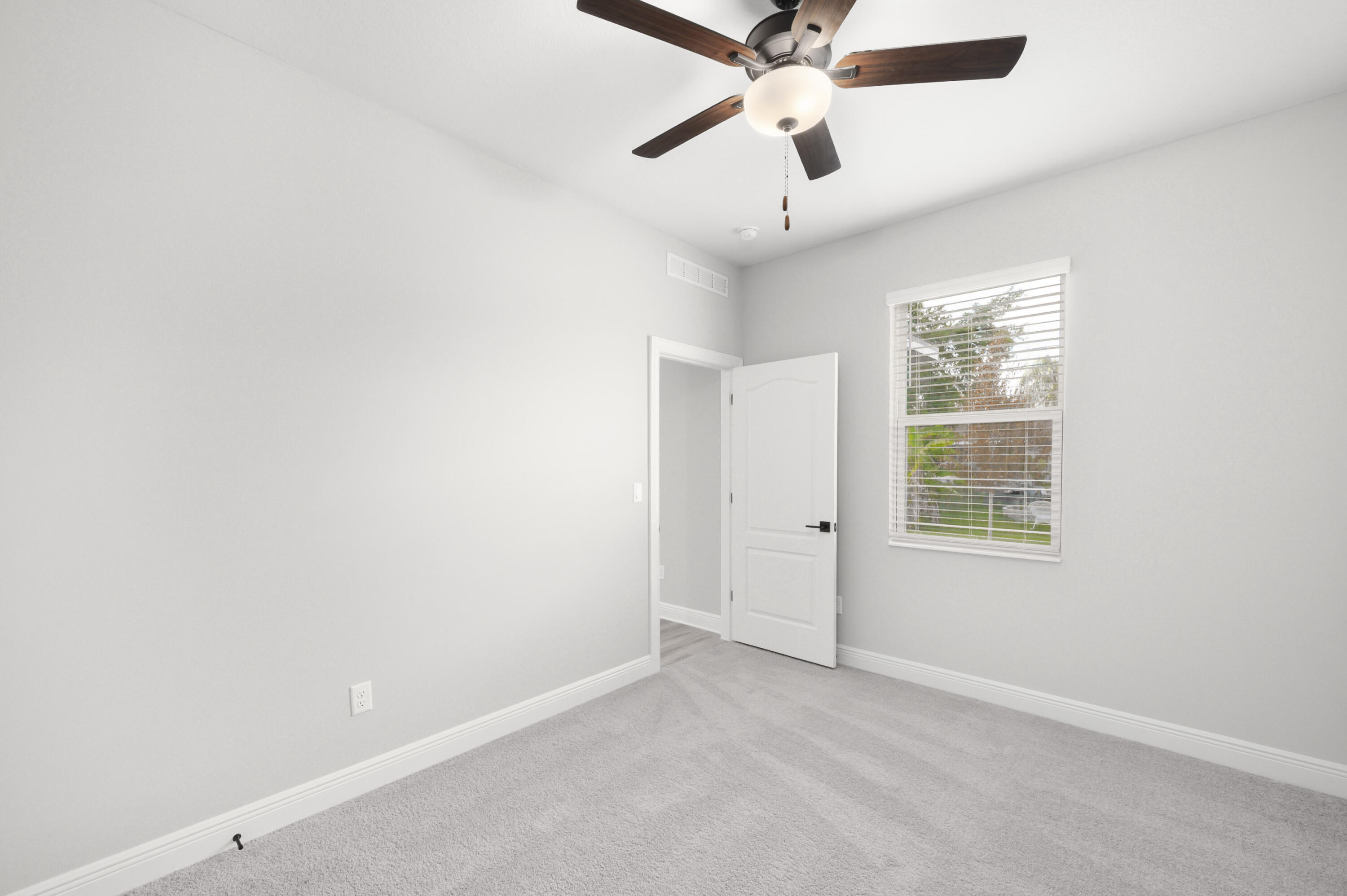 4562 Sw Daemon Street Property Photo 25