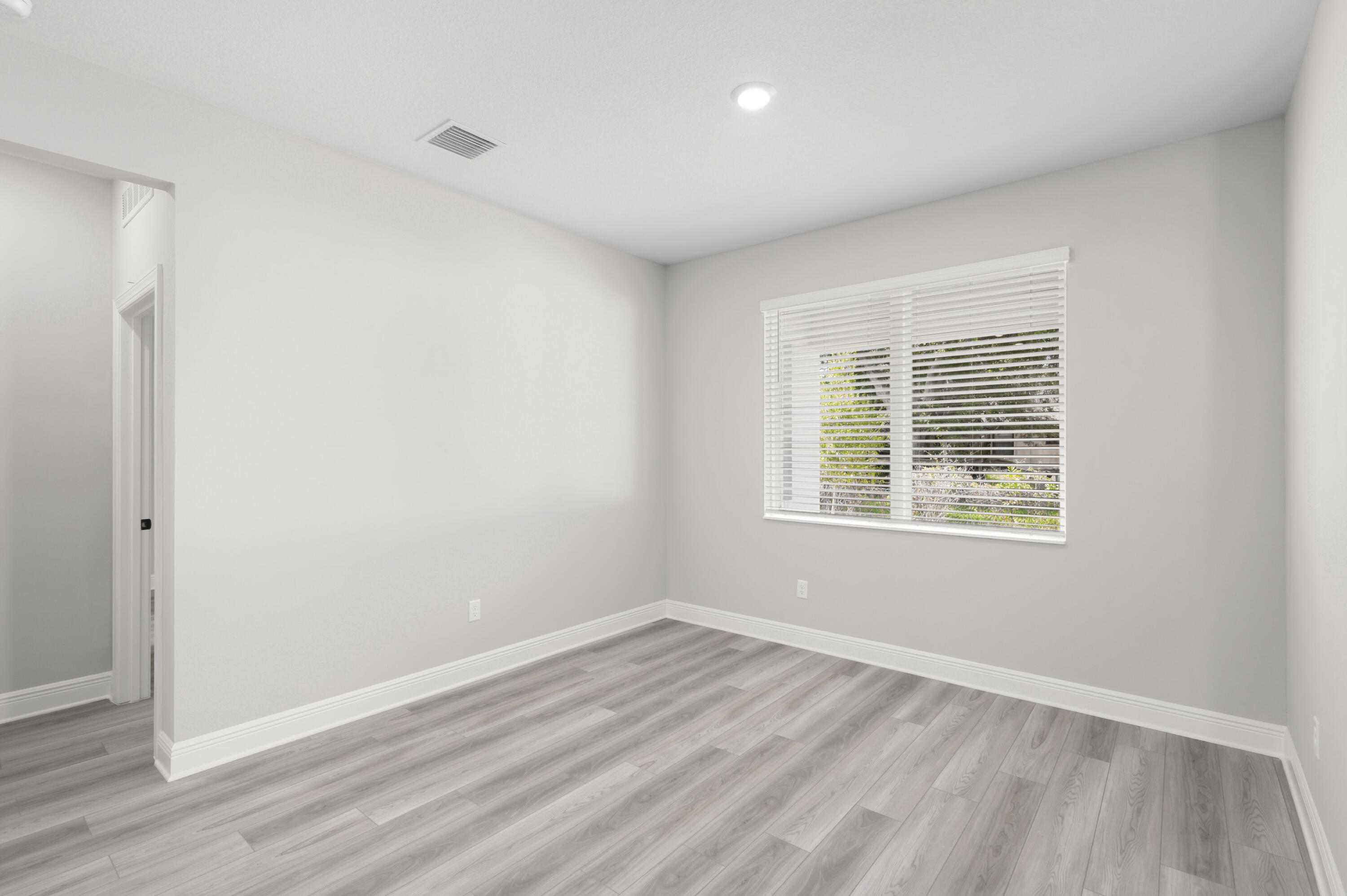 4562 Sw Daemon Street Property Photo 28